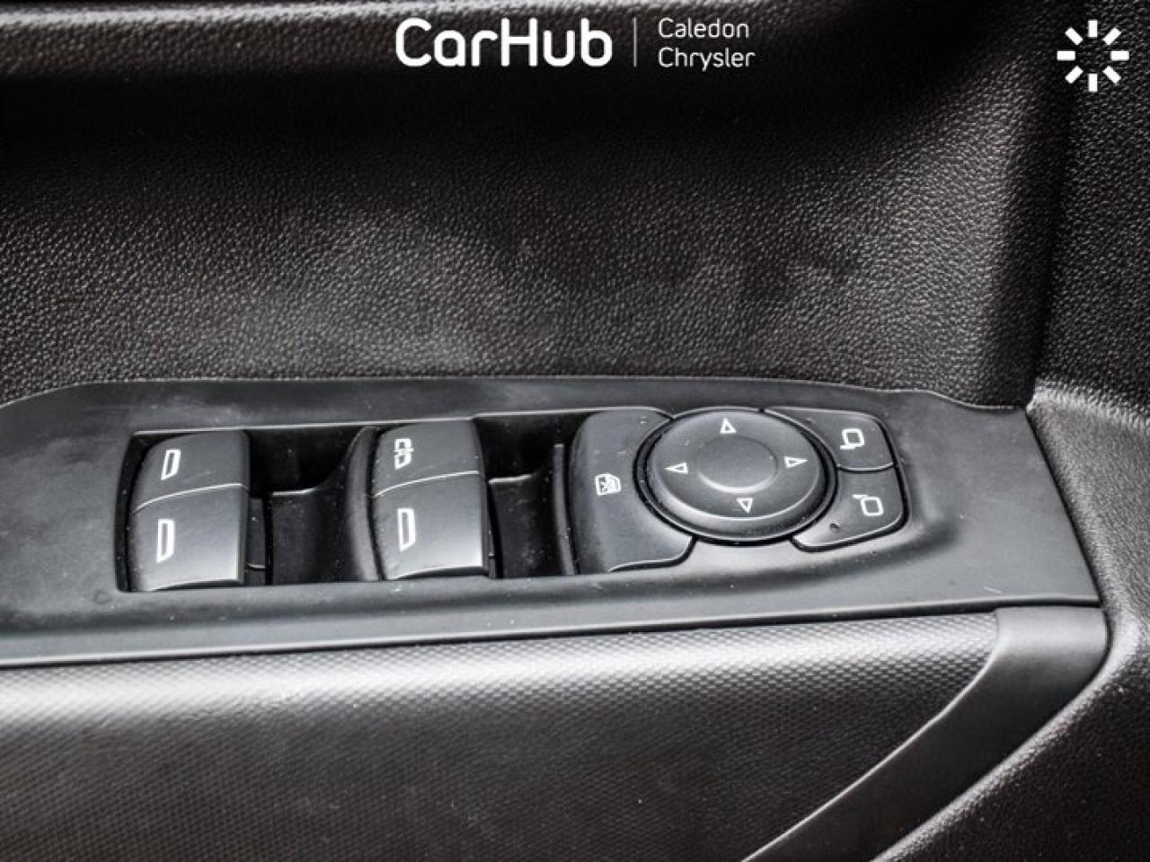 2023 GMC Sierra 1500 Pro 4WD Crew Cab 157" 5.3L 6Passenger Backup Camera Bluetooth Photo