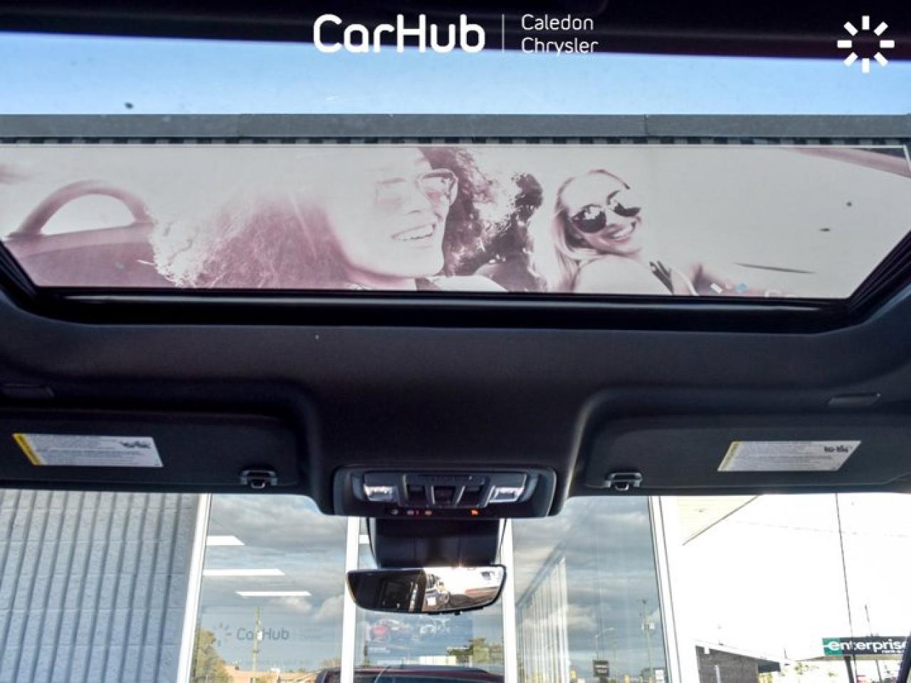 2023 Chevrolet Silverado 1500 High Country 4WD Crew Cab 147" 6.2L Leather Multi Pro Tailgate Sunroof Photo2