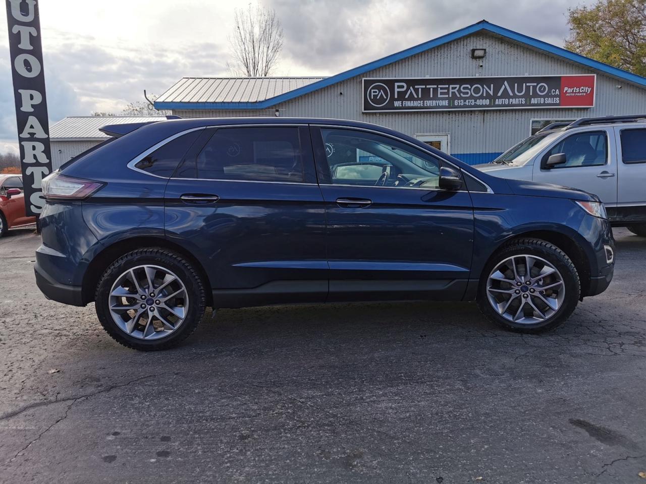 2017 Ford Edge Titanium - Photo #6