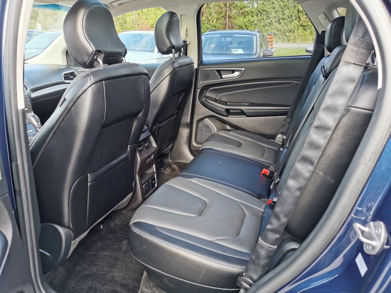2017 Ford Edge Titanium - Photo #14