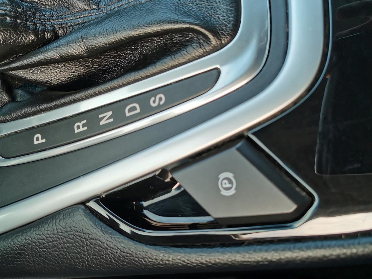 2017 Ford Edge Titanium - Photo #30