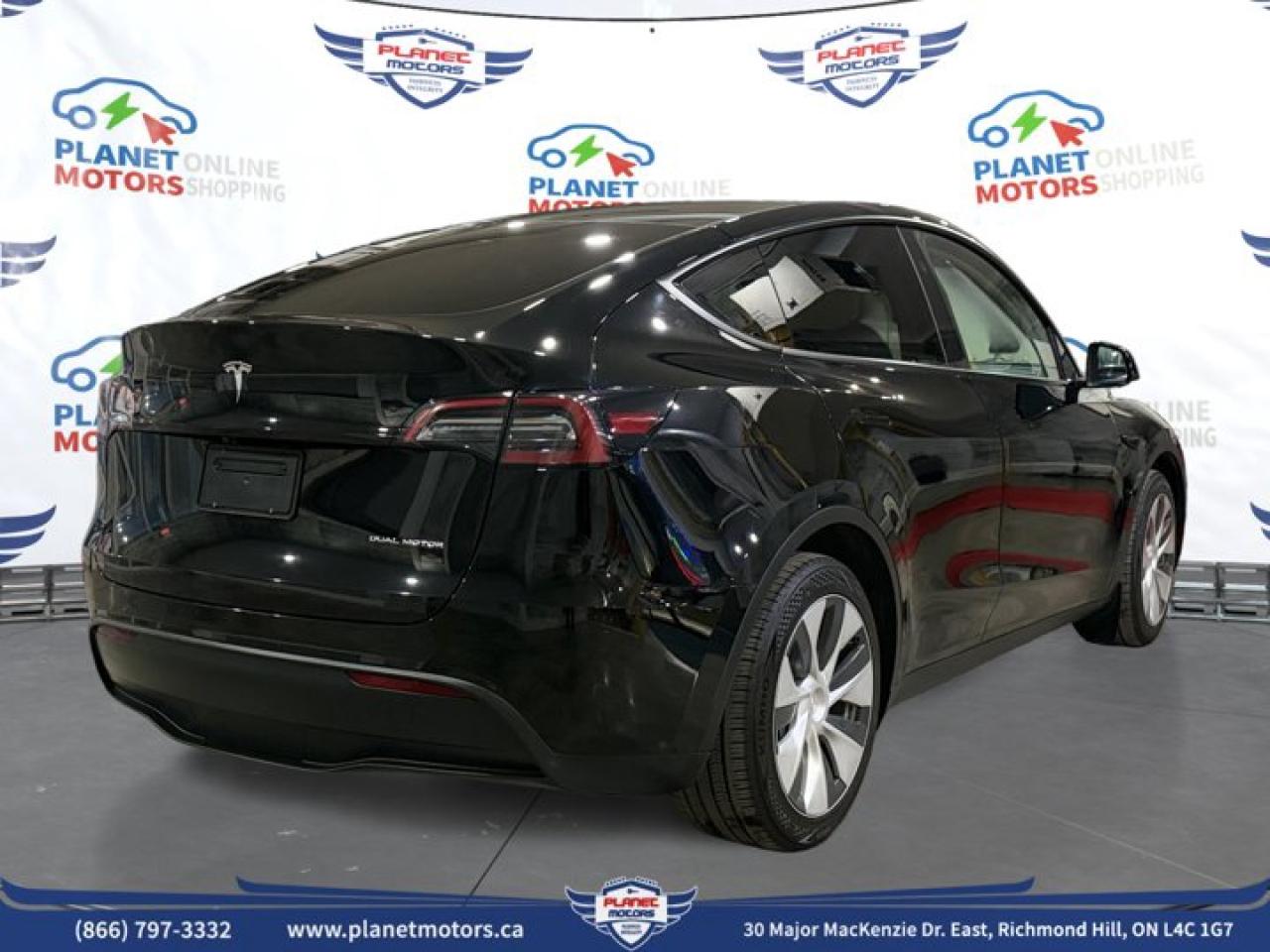 2024 Tesla Model Y LONG RANGE Photo4