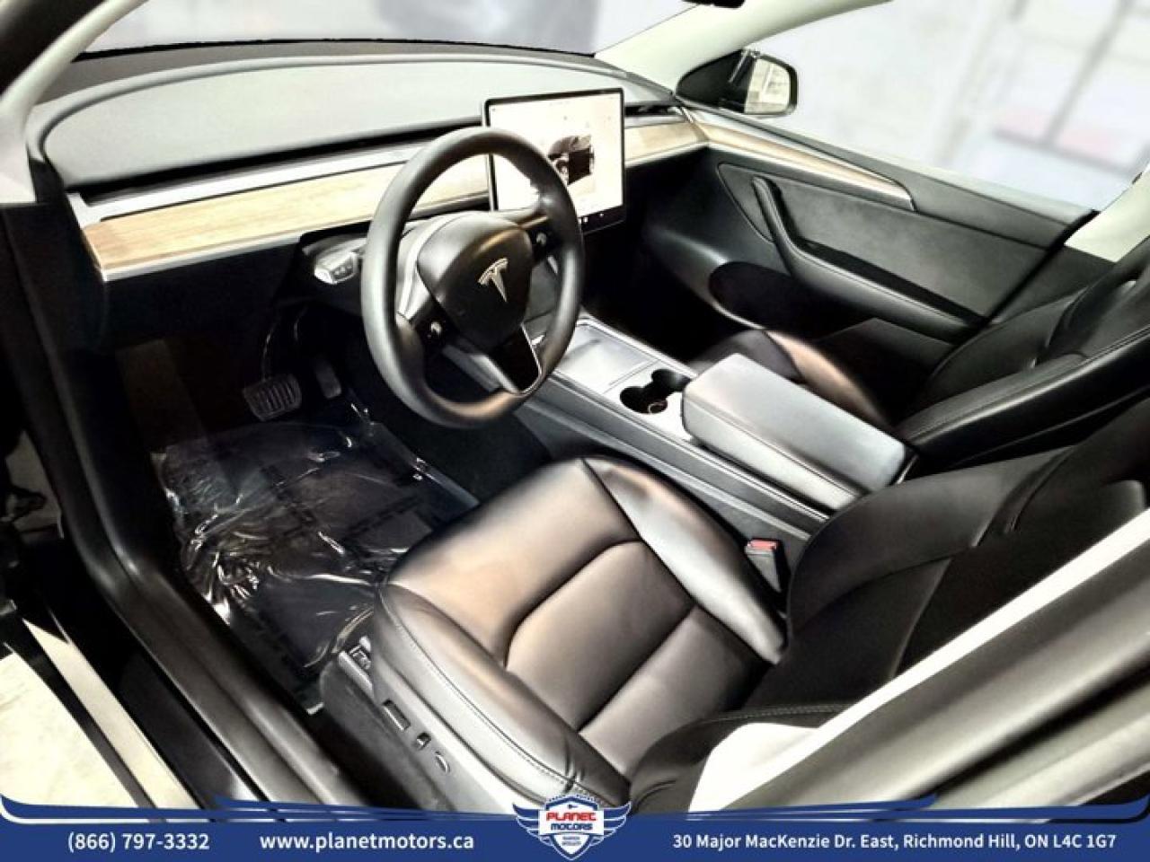 2024 Tesla Model Y LONG RANGE - Photo #15