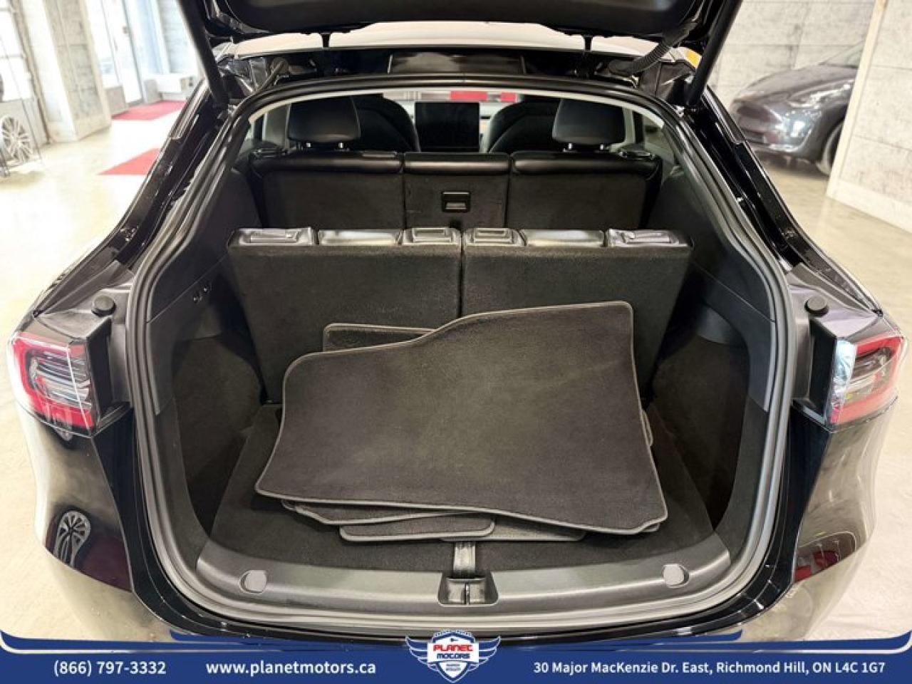 2024 Tesla Model Y LONG RANGE - Photo #11