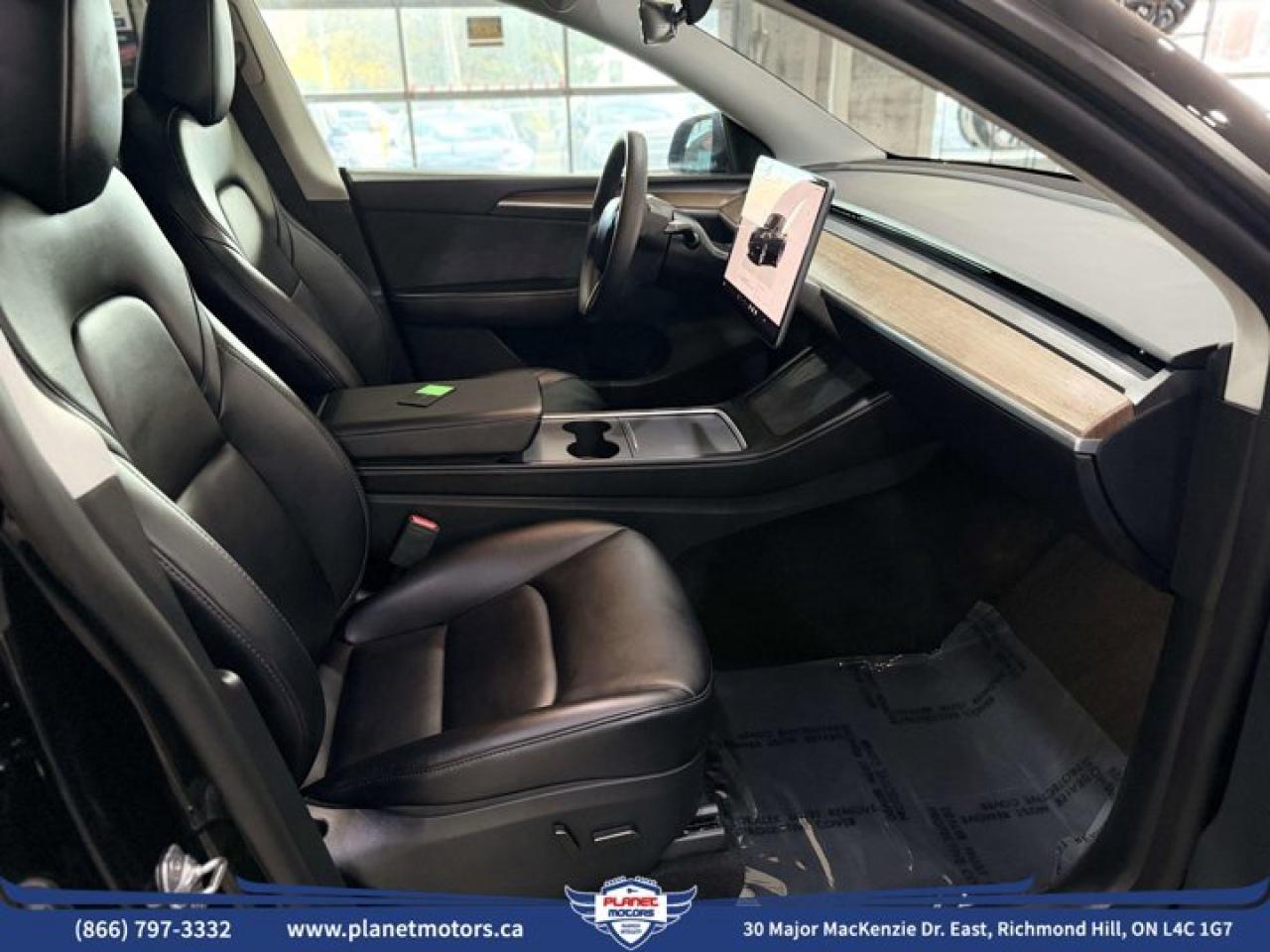 2024 Tesla Model Y LONG RANGE - Photo #30