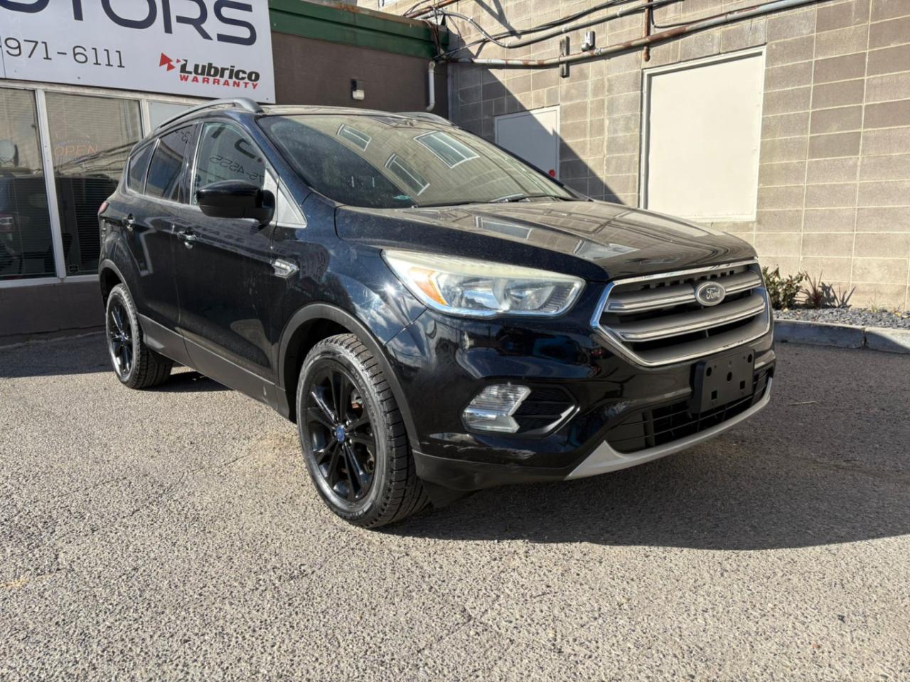 Used 2017 Ford Escape SE 4WD for sale in Calgary, AB
