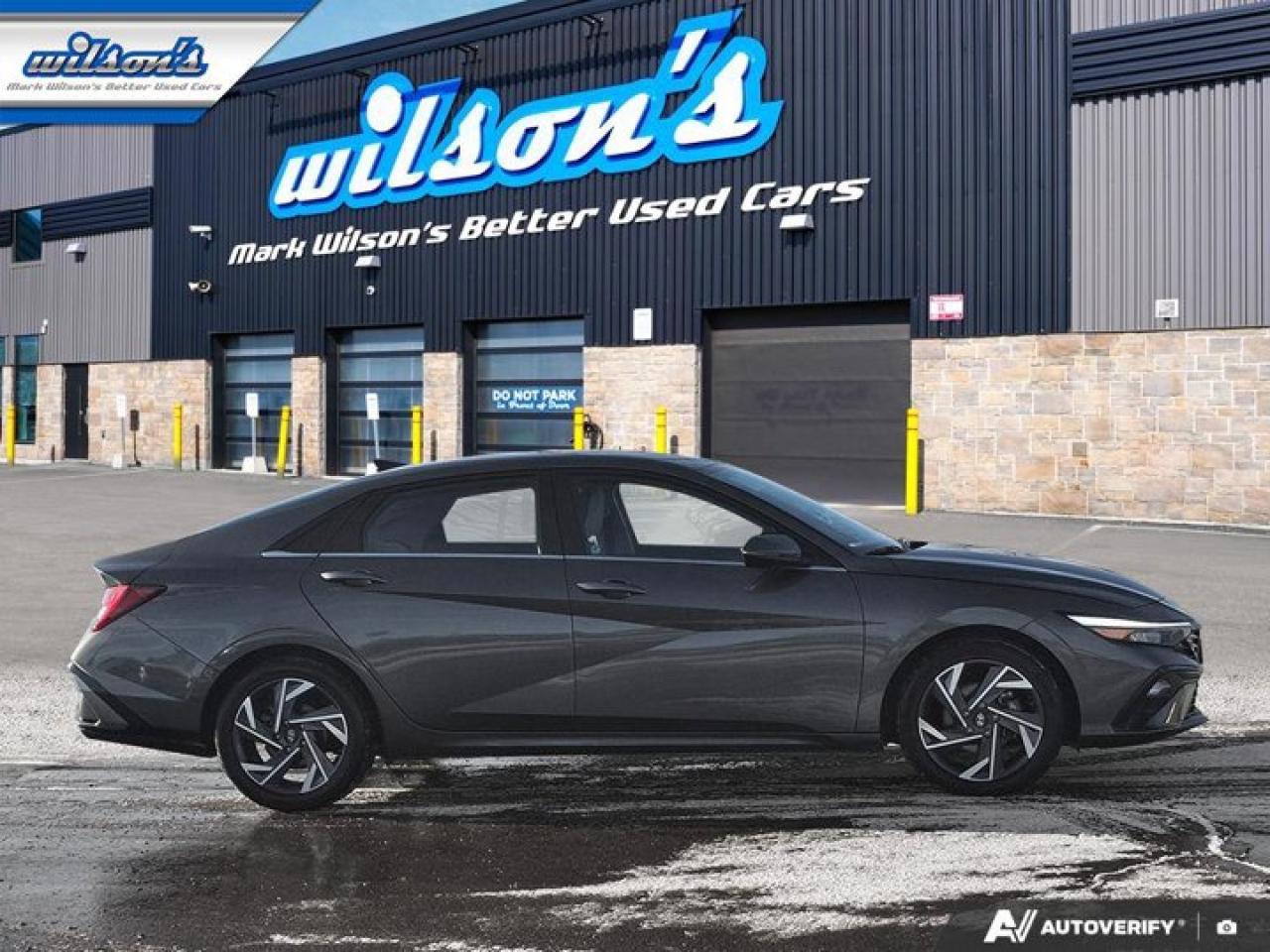 2025 Hyundai Elantra Luxury IVT | Leather | Sunroof | Heated Seats + Steering | Remote Start | Adaptive Cruise and More ! Photo