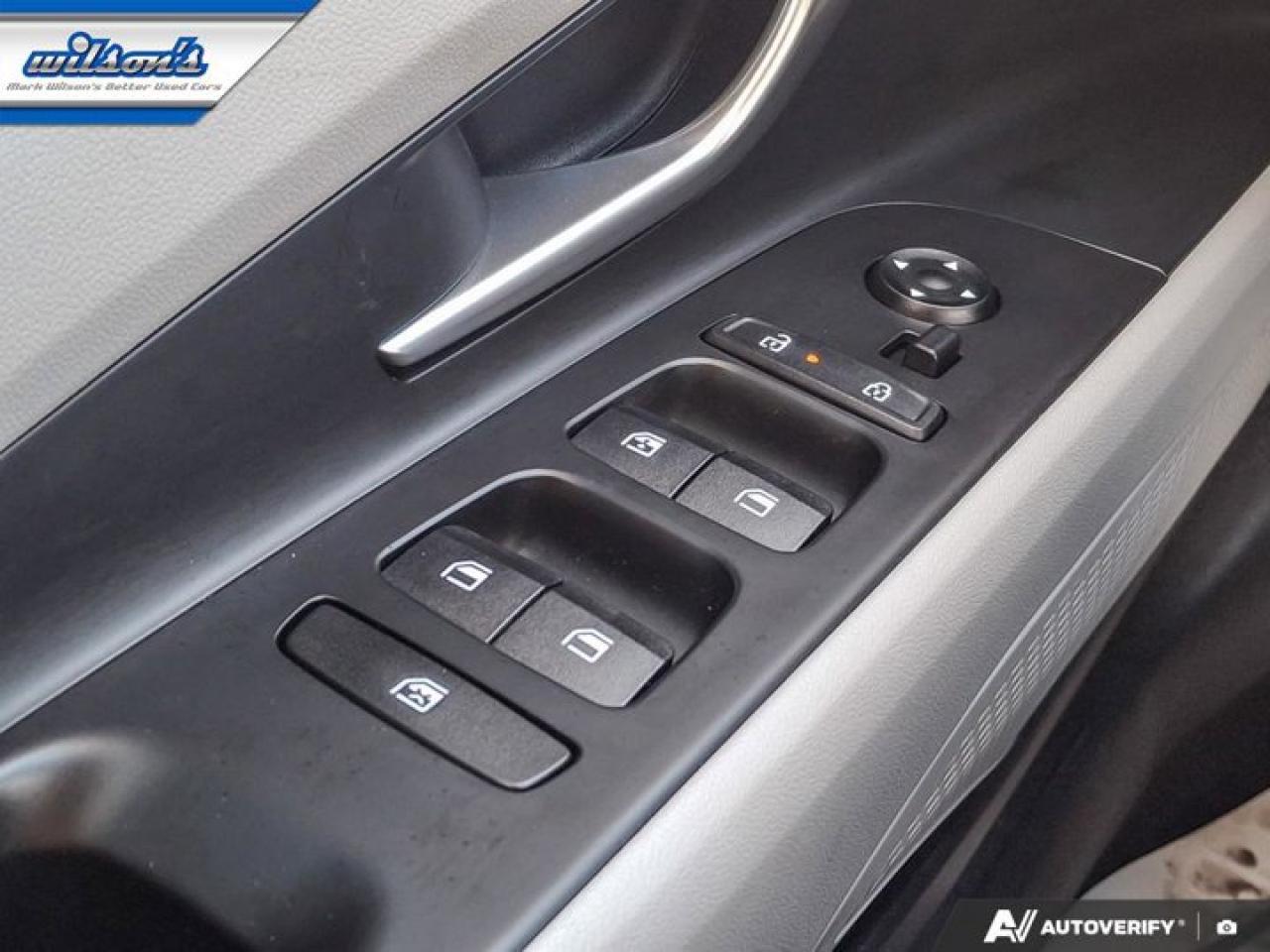 2025 Hyundai Elantra Luxury IVT | Leather | Sunroof | Heated Seats + Steering | Remote Start | Adaptive Cruise and More ! Photo