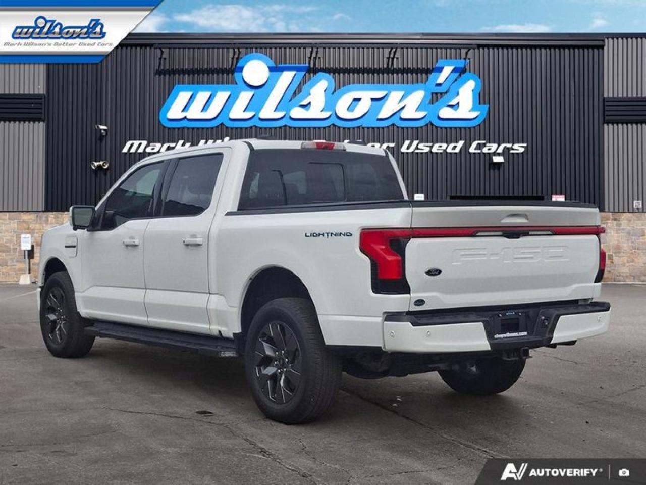 2022 Ford F-150 Lightning LARIAT | 511A | Extended Range Battery | Leather | Pano Roof | Tow Tech | 360 Camera and Much More ! Photo2