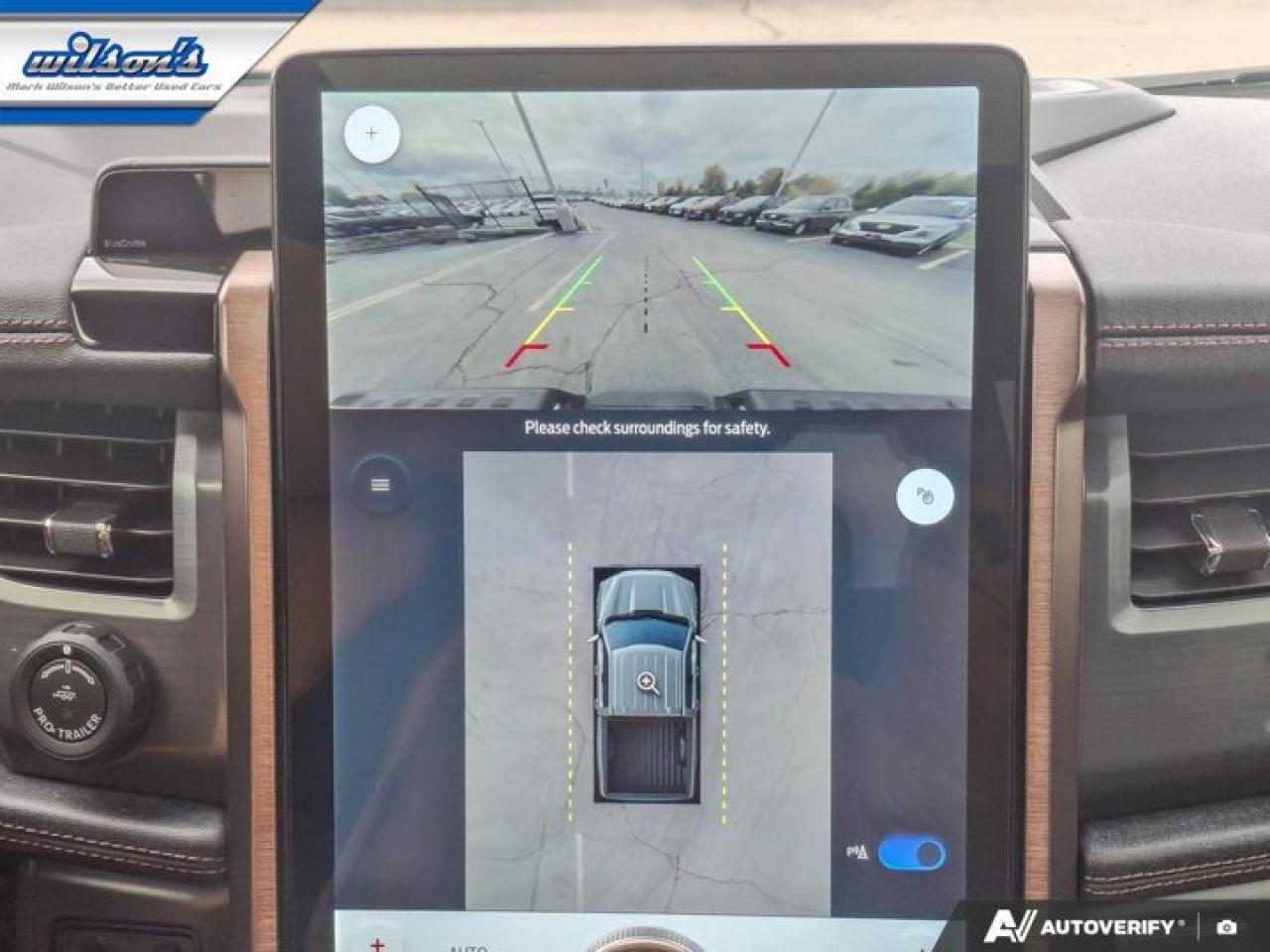 2022 Ford F-150 Lightning LARIAT | 511A | Extended Range Battery | Leather | Pano Roof | Tow Tech | 360 Camera and Much More ! Photo