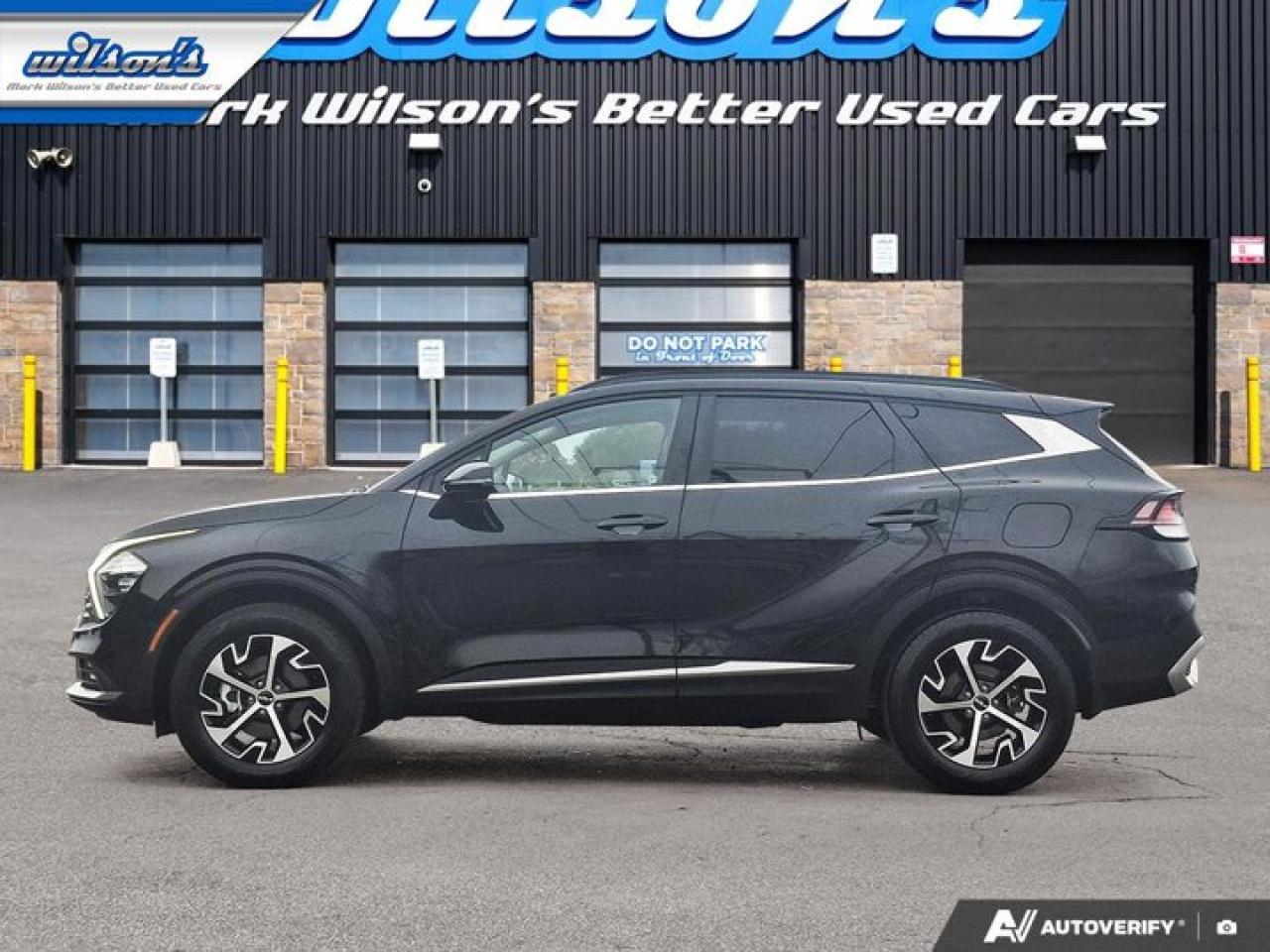 2024 Kia Sportage EX AWD | Leather | Pano Roof | Navi | Heated Seats + Steering | Remote Start and Much More ! Photo