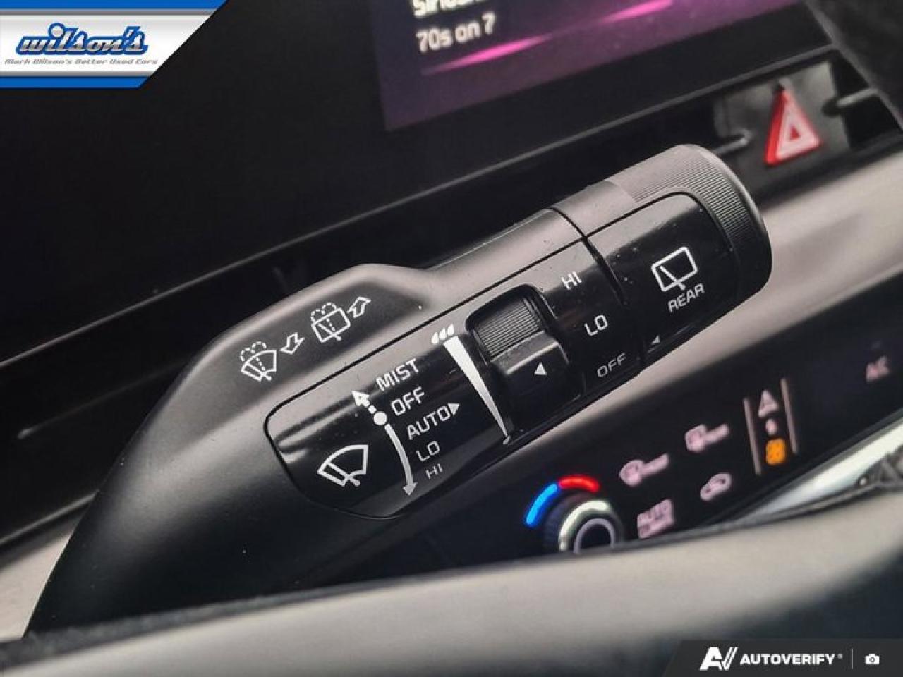 2024 Kia Sportage EX Premium AWD | Leather | Pano Roof | Navi | Heated Seats + Steering | Remote Start and Much More ! Photo