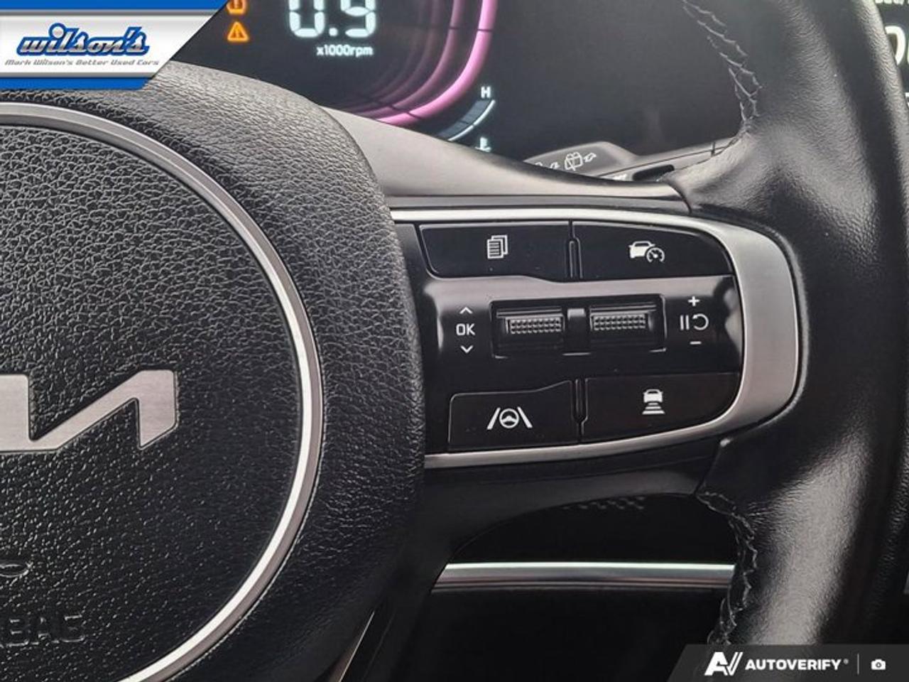 2024 Kia Sportage EX AWD | Leather | Pano Roof | Navi | Heated Seats + Steering | Remote Start and Much More ! Photo