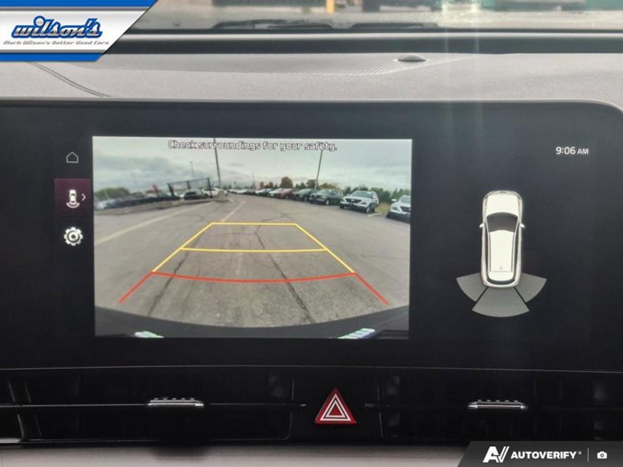 2024 Kia Sportage EX AWD | Leather | Pano Roof | Navi | Heated Seats + Steering | Remote Start and Much More ! Photo