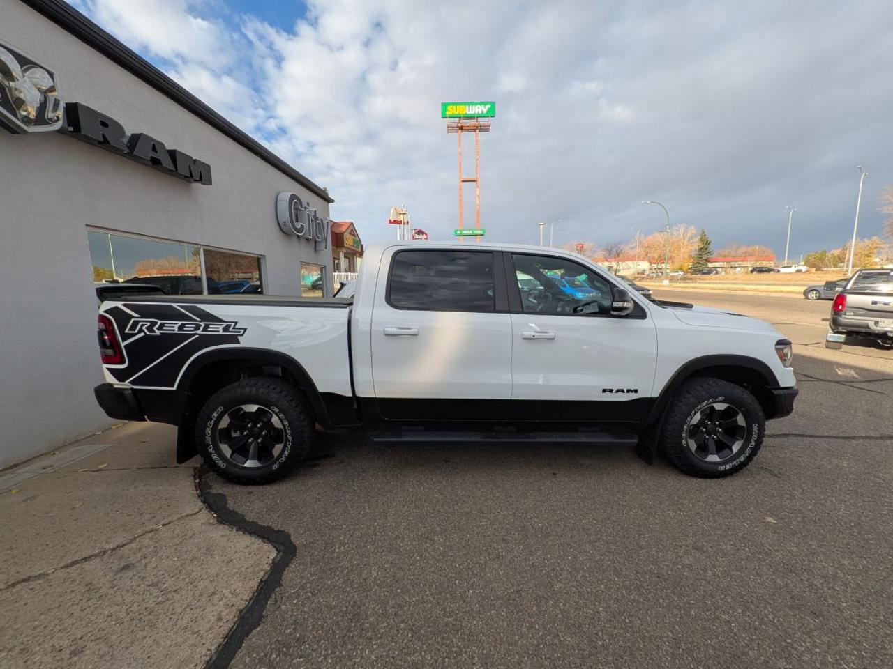 2022 RAM 1500 Rebel 4x4 Crew Cab 5'7" Box Photo