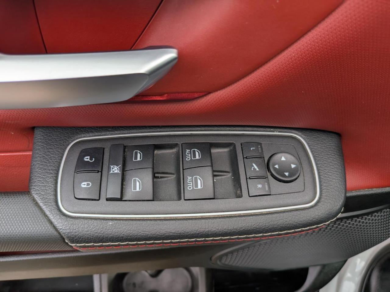 2022 RAM 1500 Rebel 4x4 Crew Cab 5'7" Box Photo