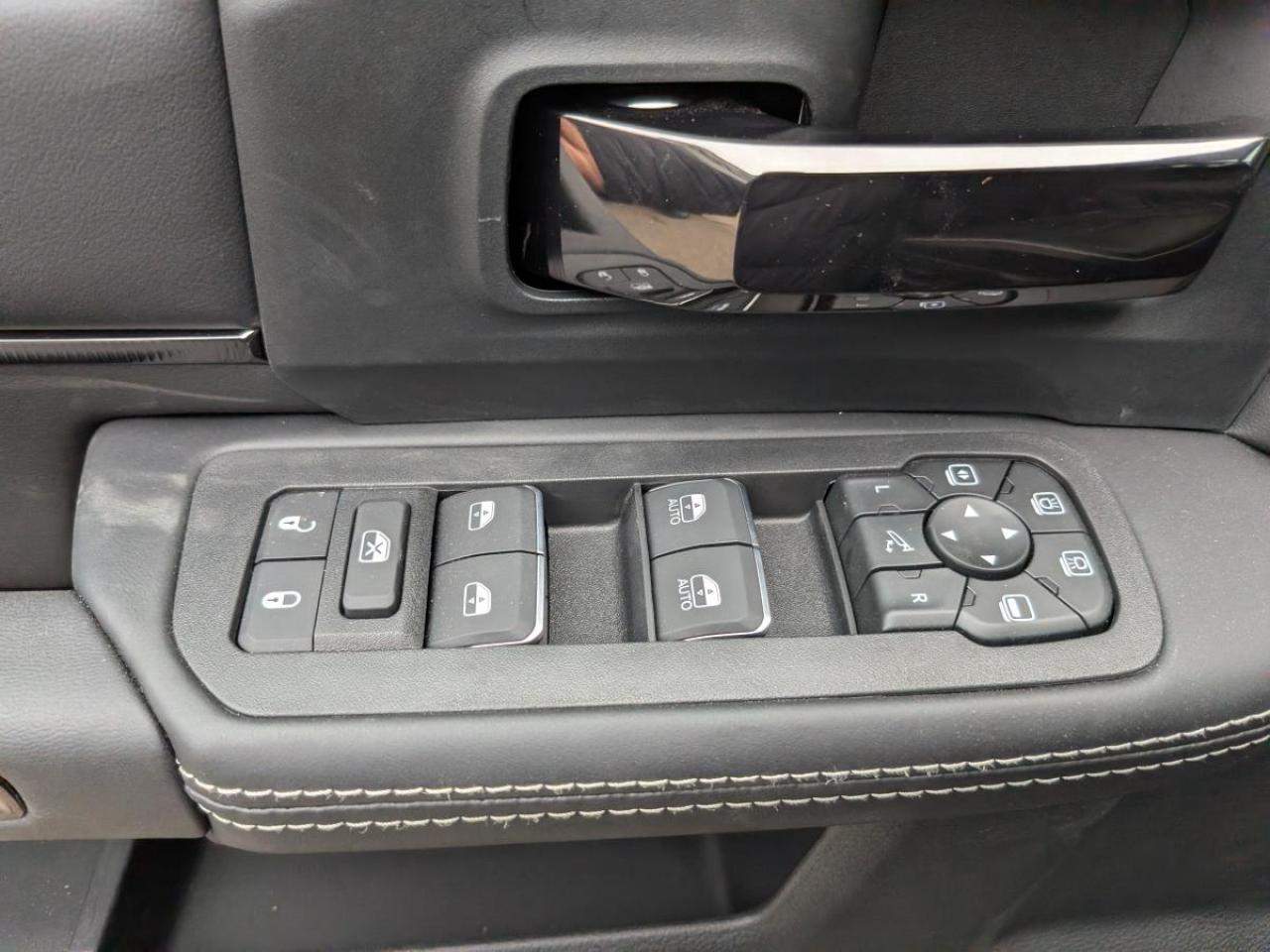 2026 RAM 2500 REBEL 4X4 CREW CAB 6'4" BOX Photo