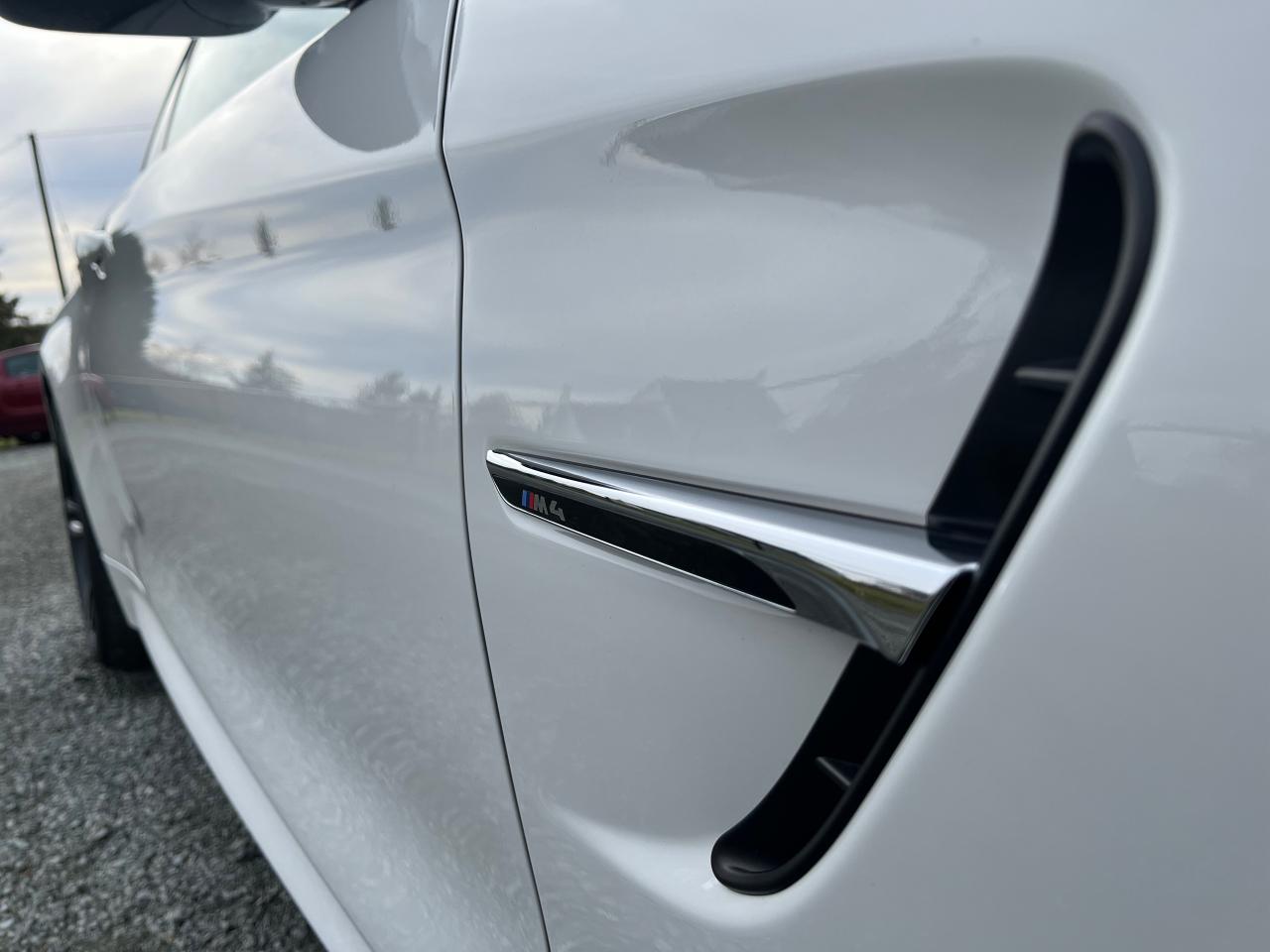 2016 BMW M4 2DR CPE - Photo #5