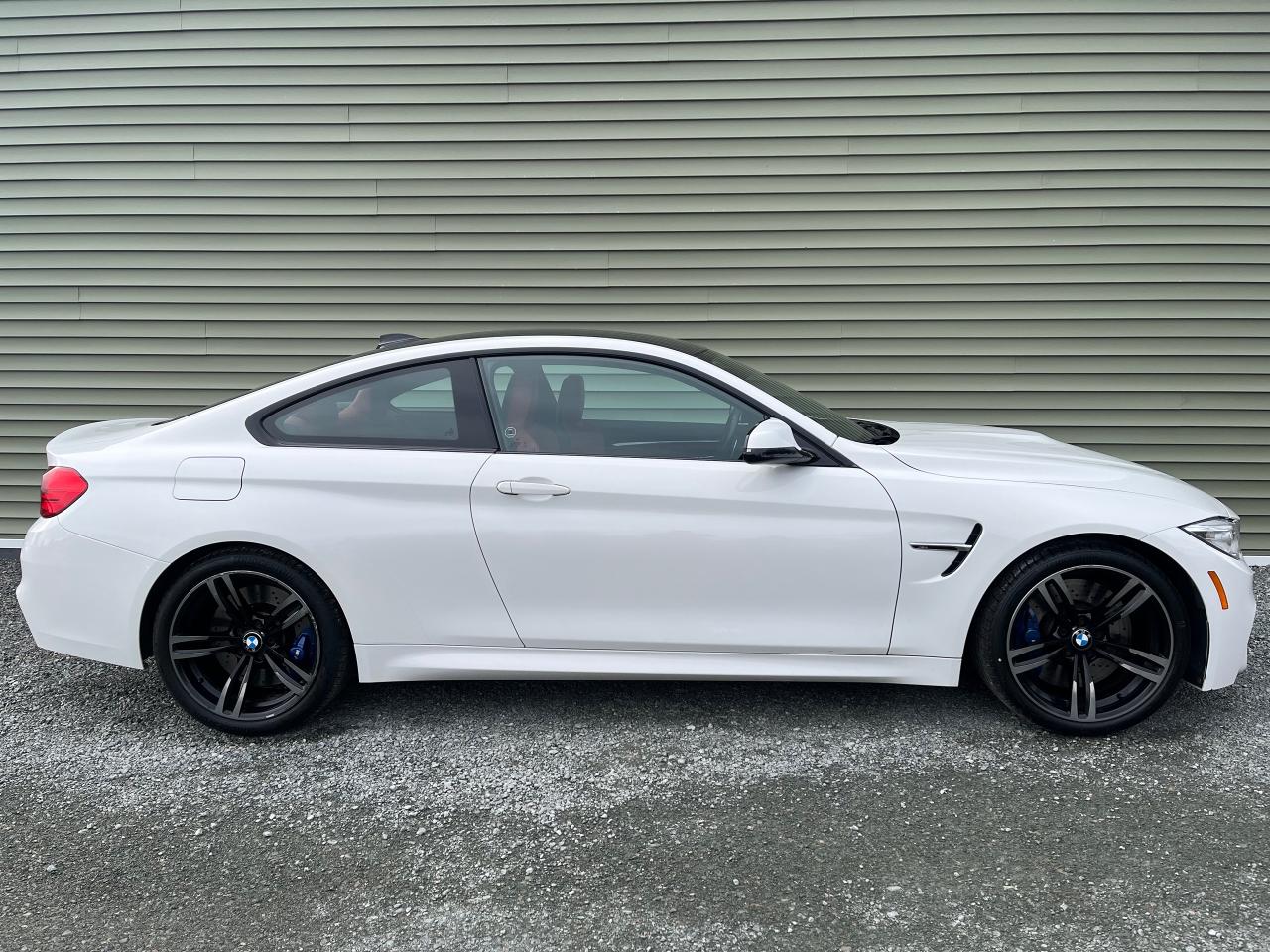 2016 BMW M4 2DR CPE - Photo #2