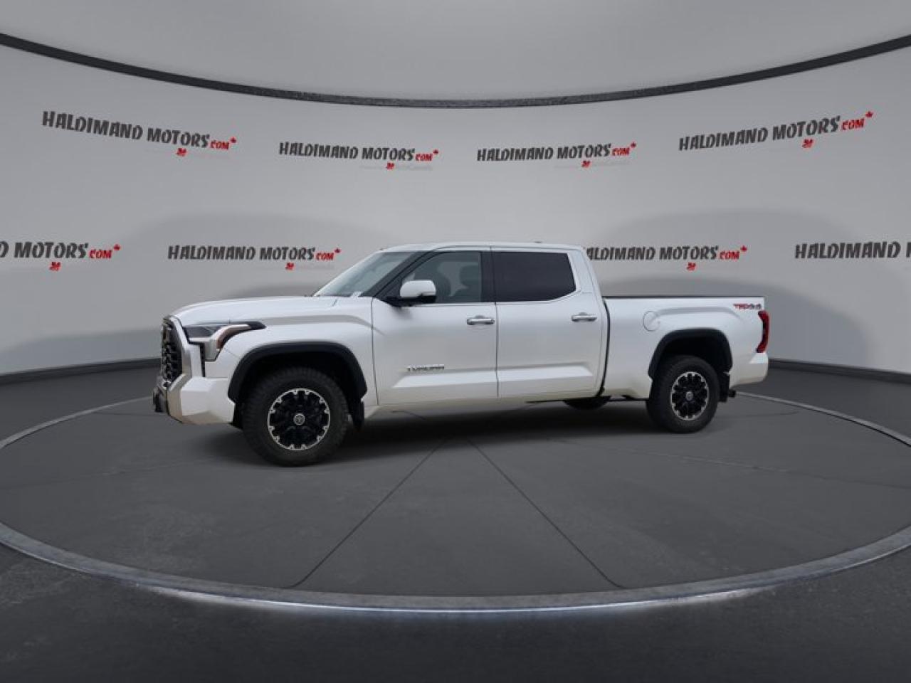 2023 Toyota Tundra Limited 4x4 Crew Photo