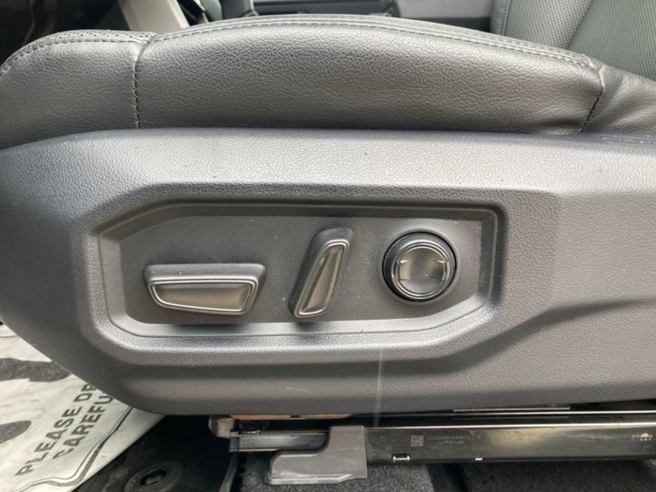 2023 Toyota Tundra Limited 4x4 Crew Photo