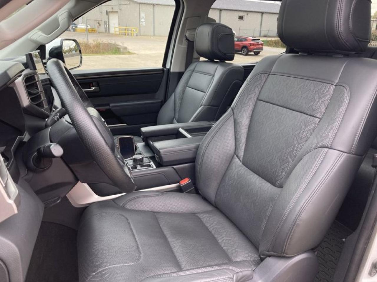 2023 Toyota Tundra Limited TRD OFF ROAD 4x4 CrewMax 6.5ft Box Photo