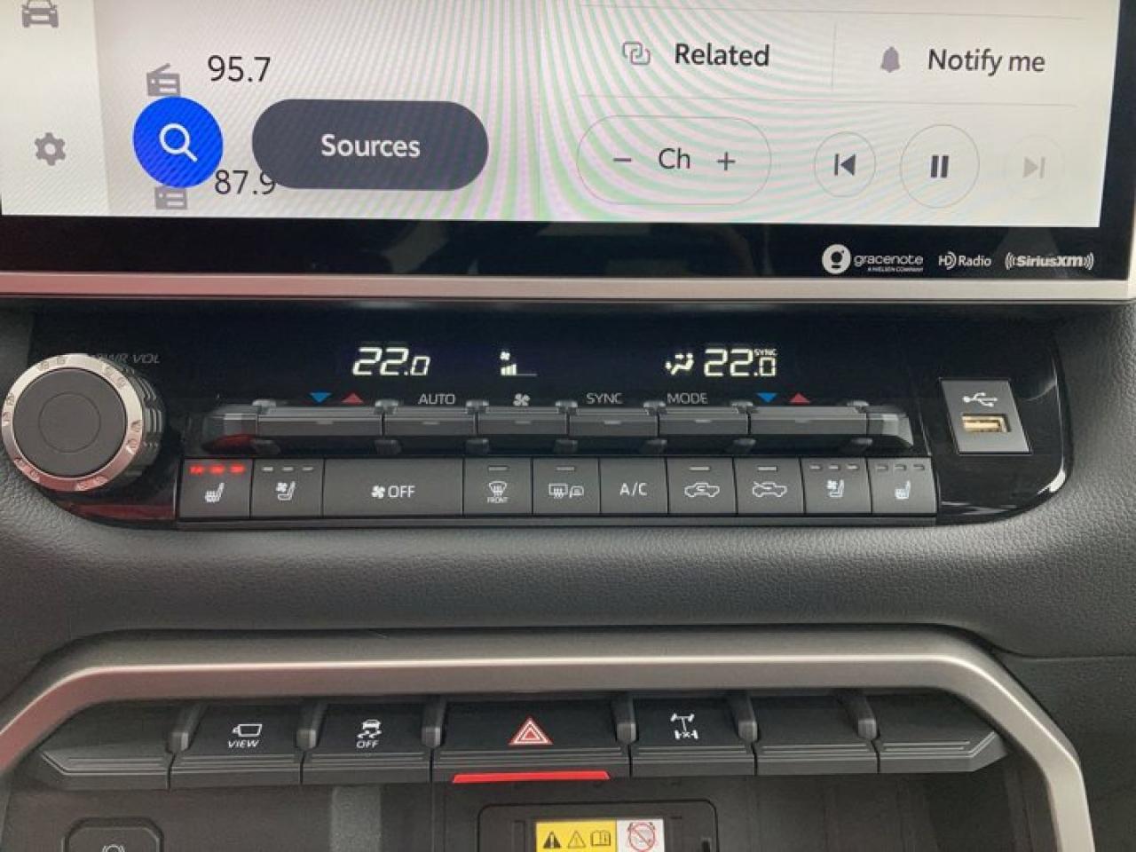 2023 Toyota Tundra Limited 4x4 Crew Photo