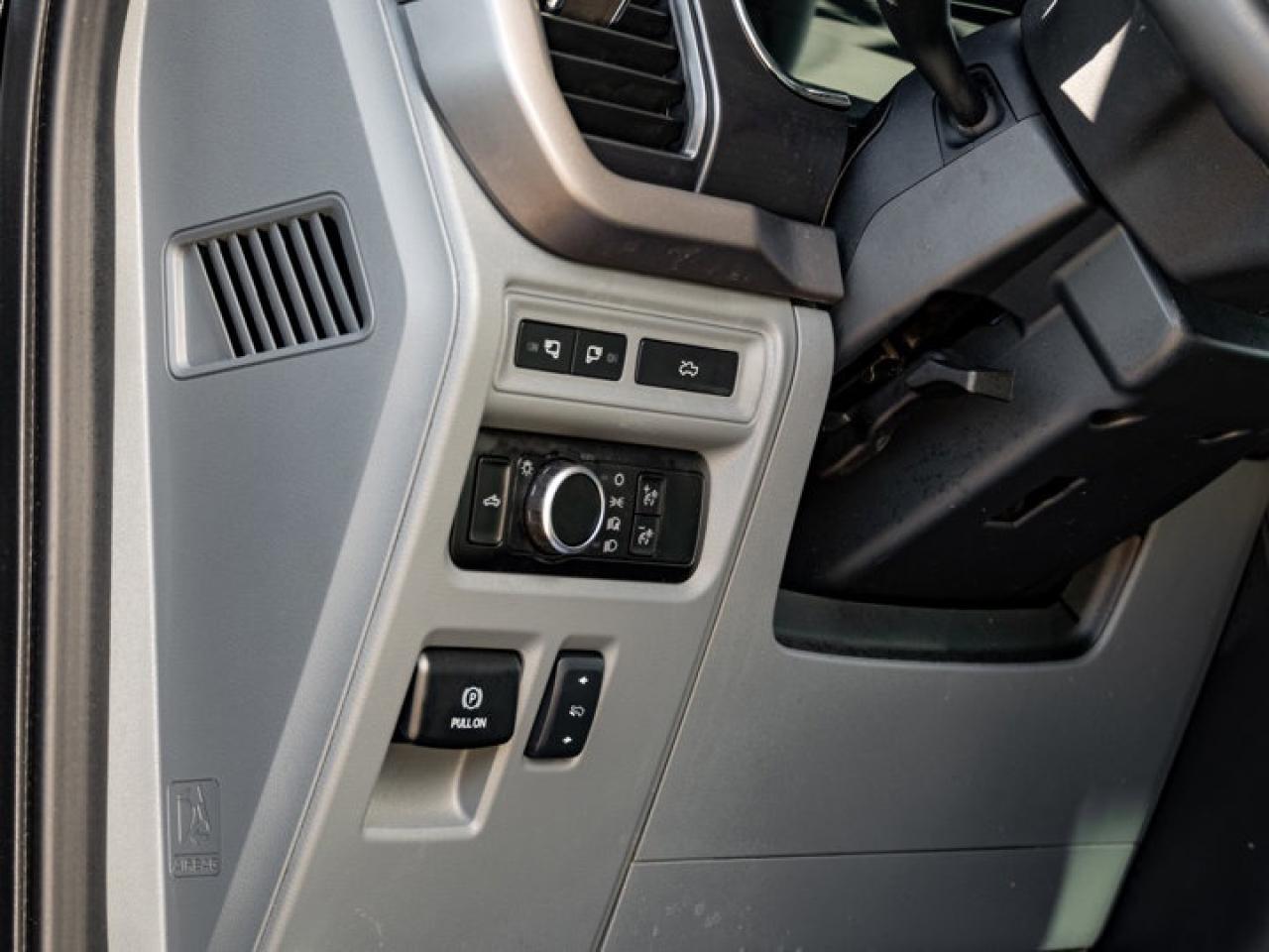 2024 Ford F-150 Lightning XLT Photo