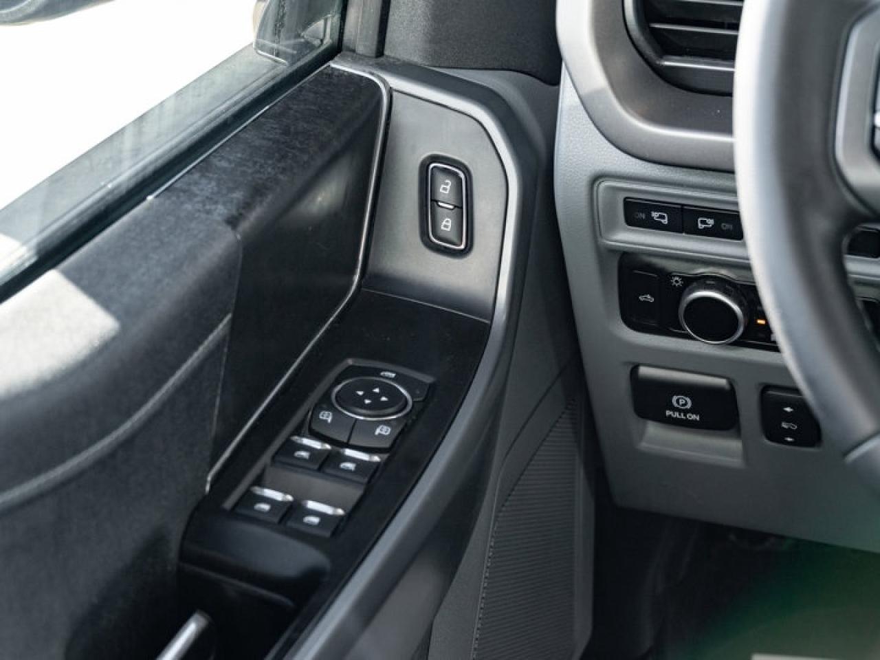 2024 Ford F-150 Lightning XLT Photo