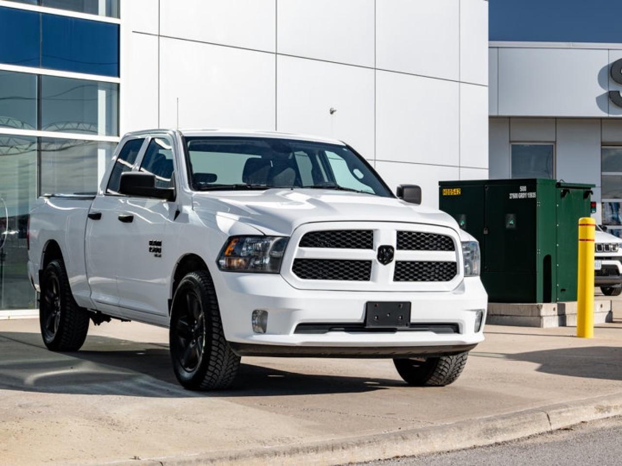 2021 RAM 1500 Classic EXPRESS Photo