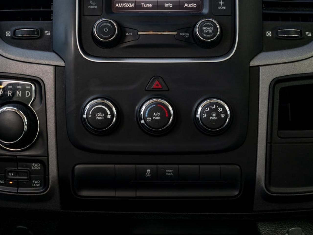 2021 RAM 1500 Classic EXPRESS Photo