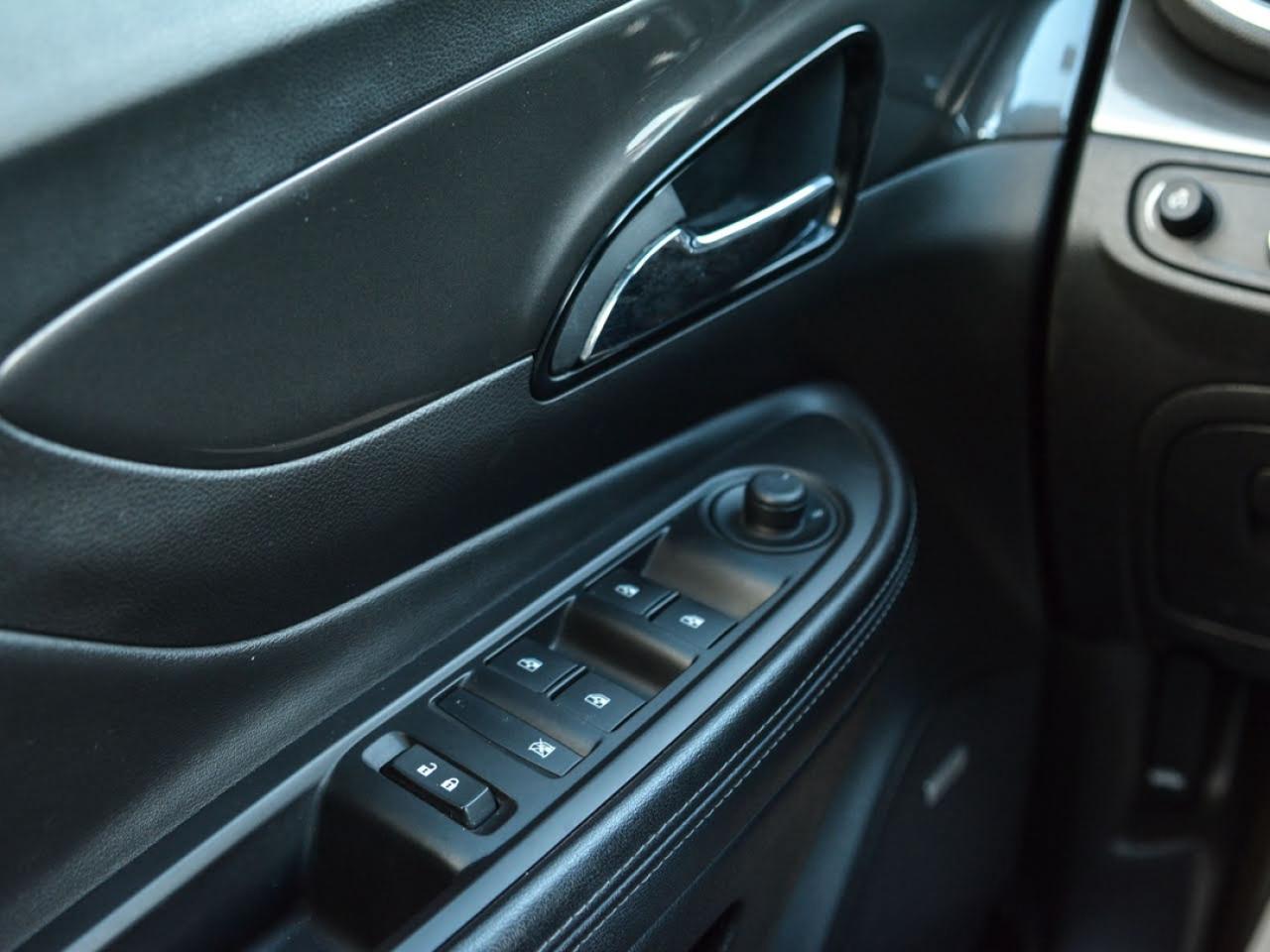 2018 Buick Encore Premium Photo