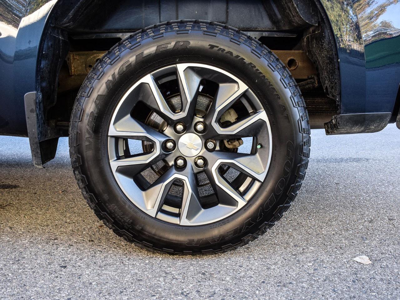 2023 Chevrolet Silverado 1500 Crew Cab Short Box 4-Wheel Drive LT Photo