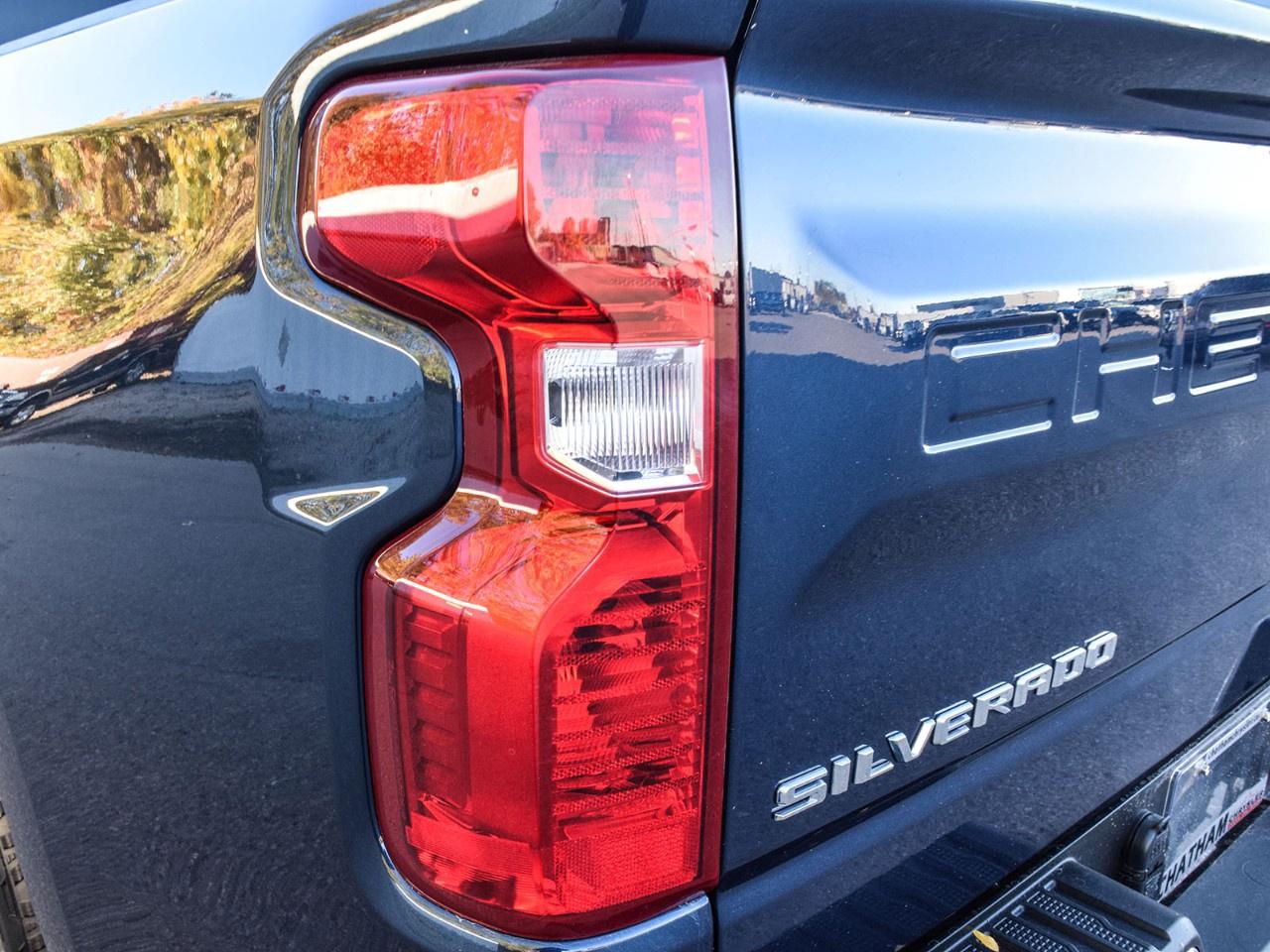 2023 Chevrolet Silverado 1500 Crew Cab Short Box 4-Wheel Drive LT Photo