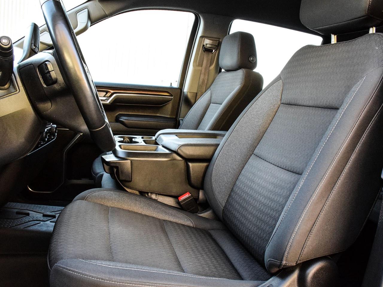 2023 Chevrolet Silverado 1500 Crew Cab Short Box 4-Wheel Drive LT Photo