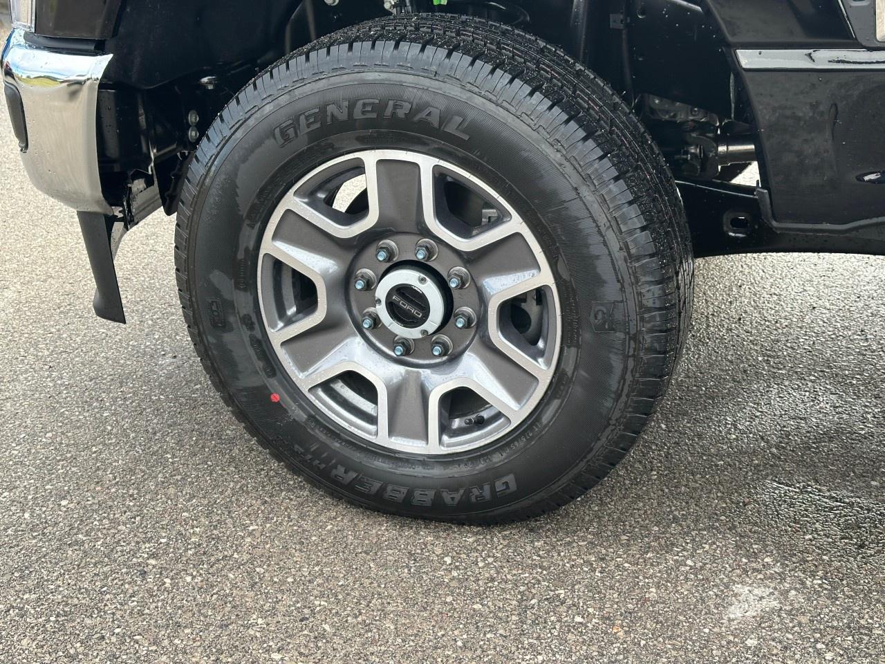 2026 Ford F-250 Super Duty SRW LARIAT 4WD CREW CAB 6.75' BOX Photo