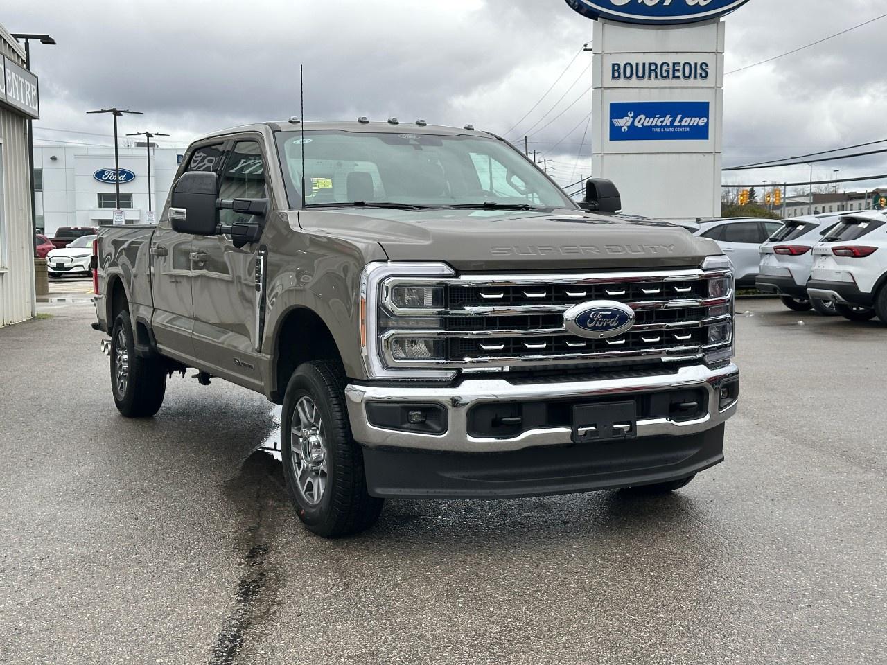 2026 Ford F-250 Super Duty SRW LARIAT 4WD CREW CAB 6.75' BOX Photo3