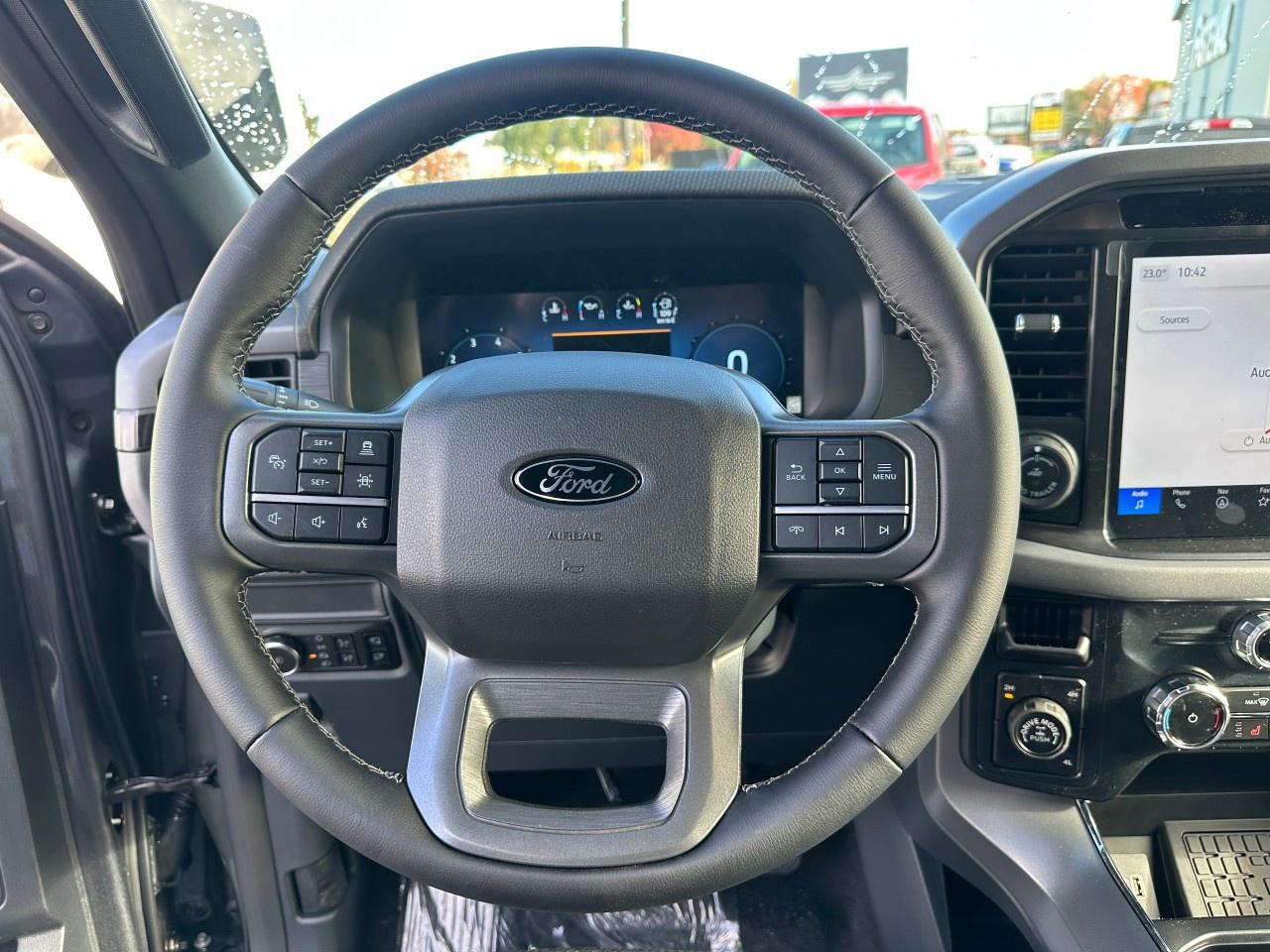 2025 Ford F-150 XLT 4WD SuperCrew 5.5' Box Photo