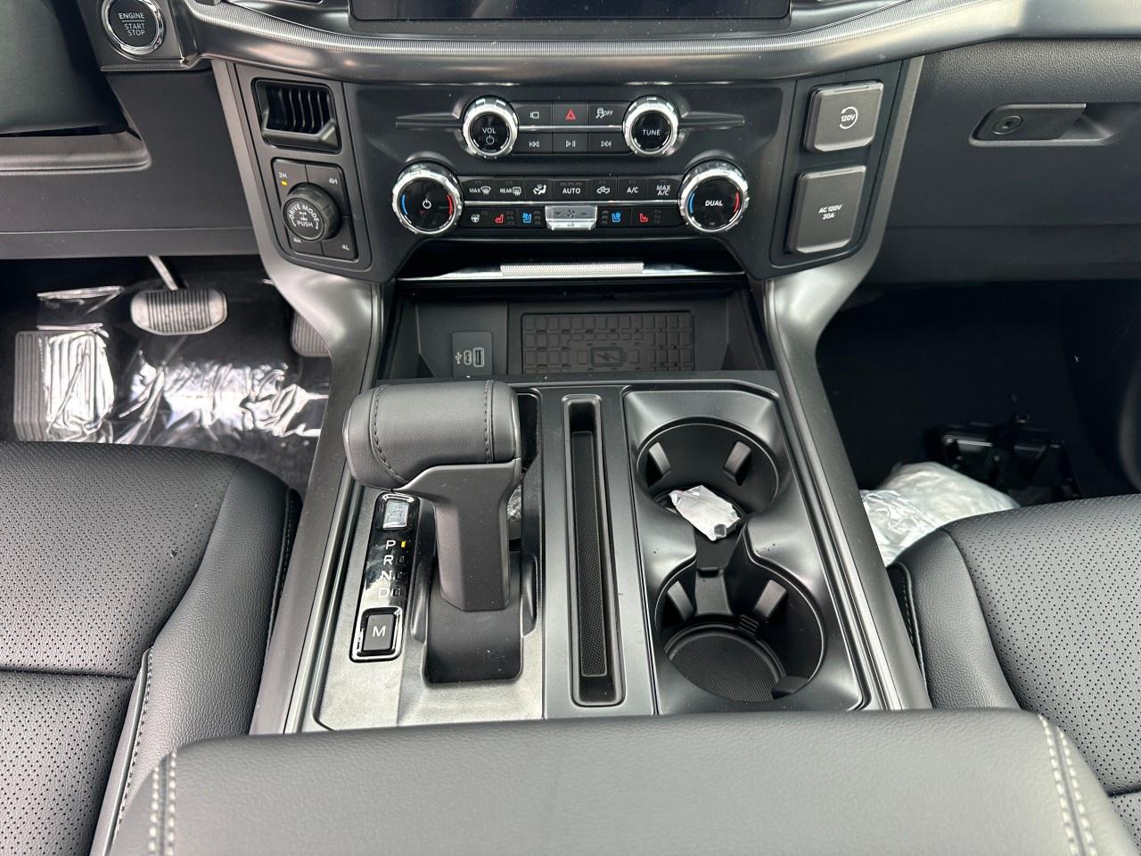 2025 Ford F-150 Lariat 4WD SuperCrew 5.5' Box Photo