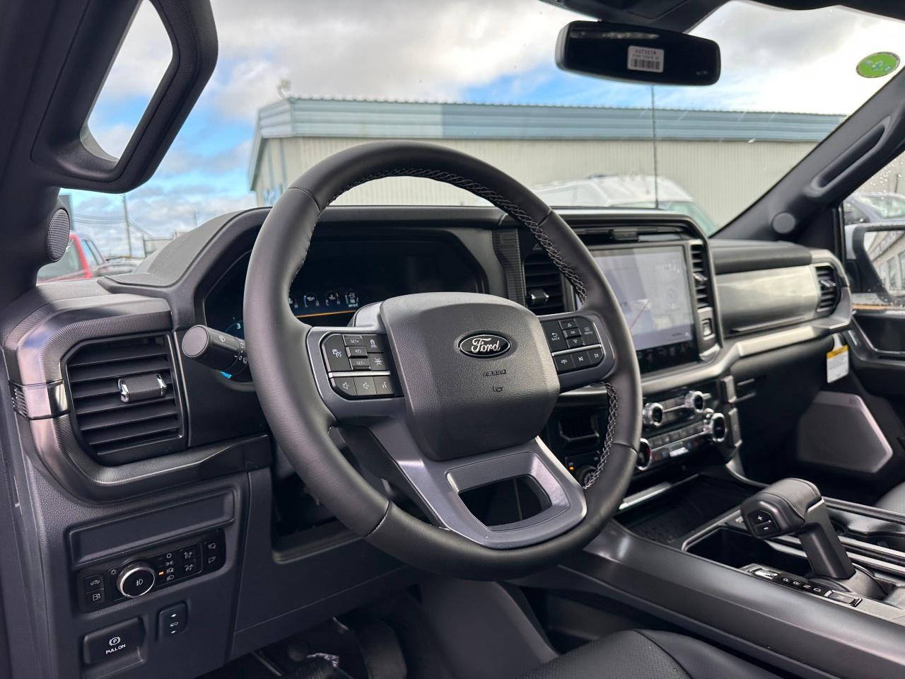 2025 Ford F-150 Lariat 4WD SuperCrew 5.5' Box Photo