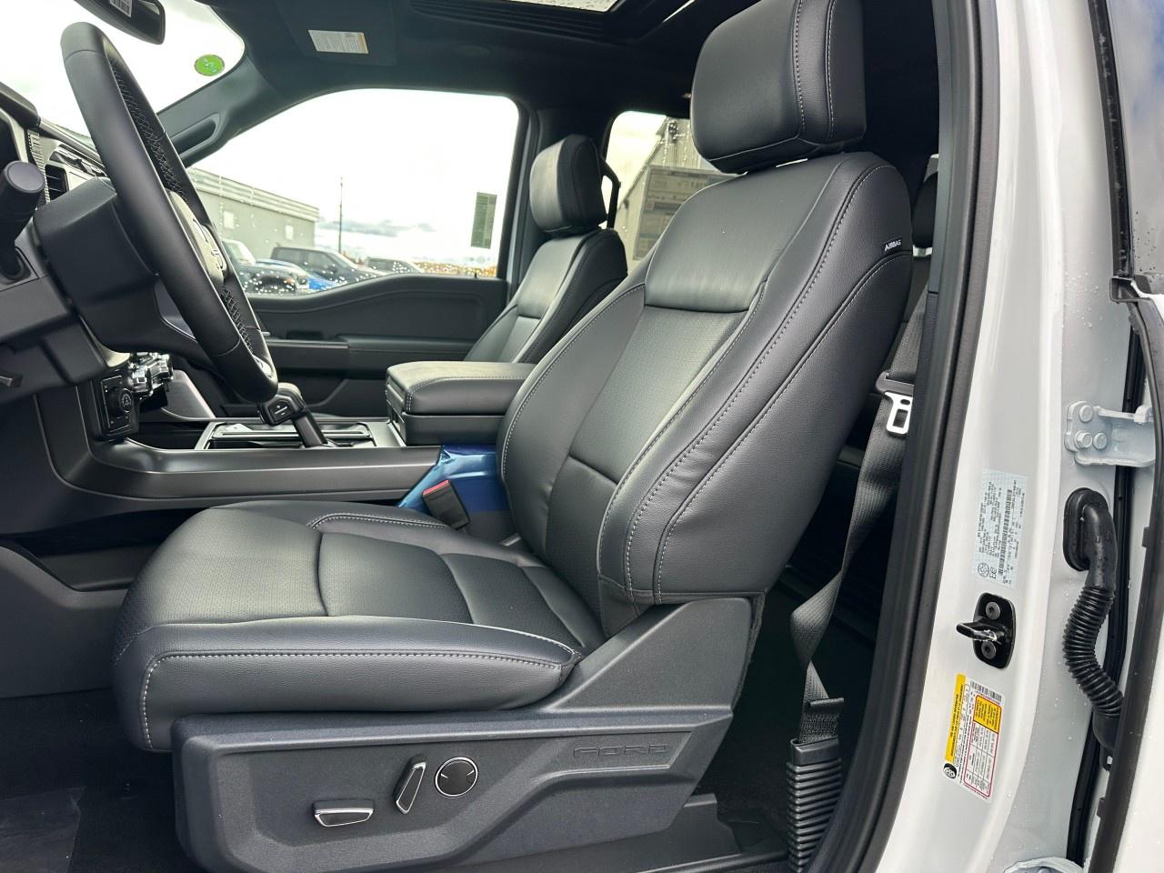 2025 Ford F-150 Lariat 4WD SuperCrew 5.5' Box Photo