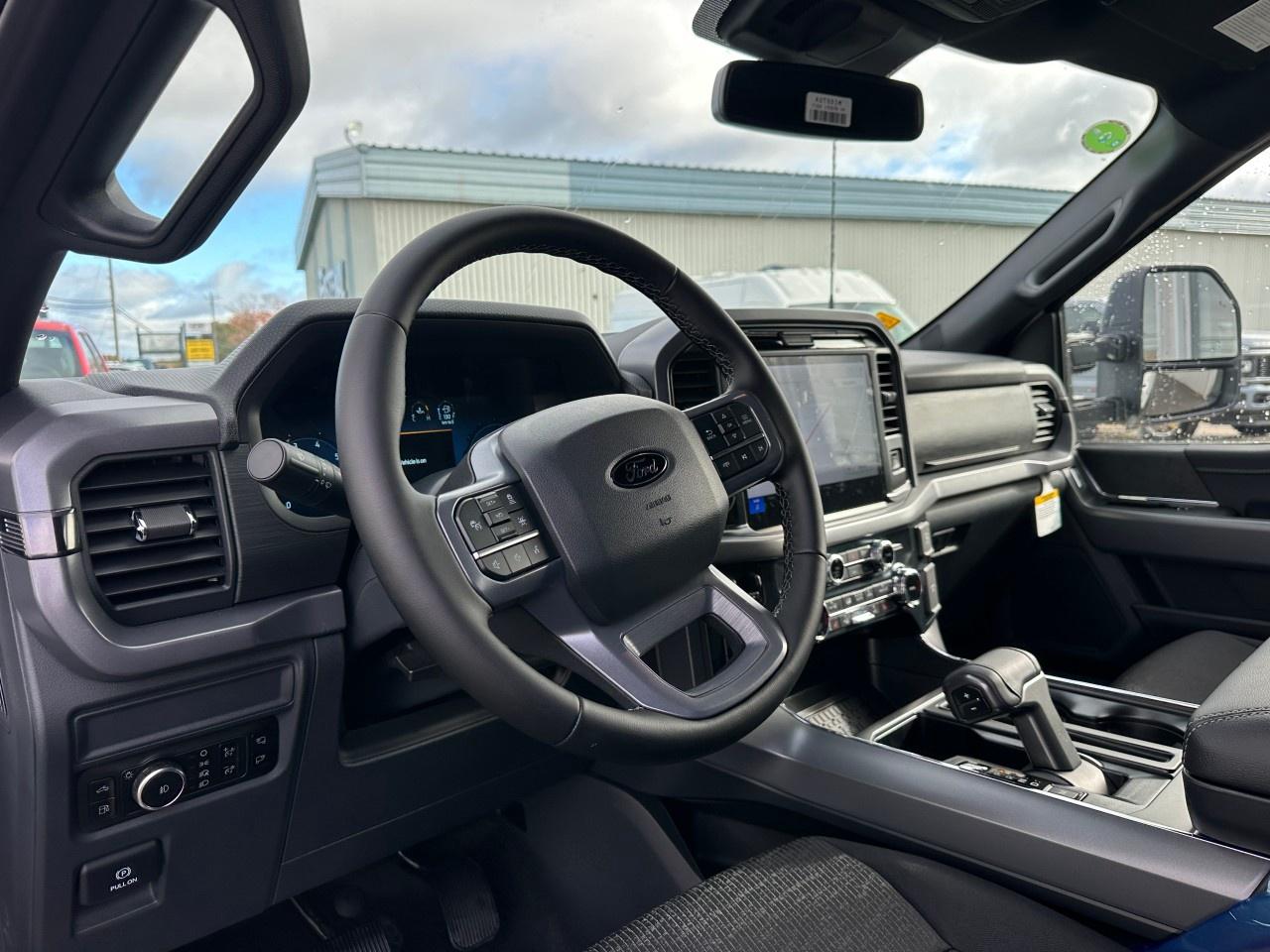 2025 Ford F-150 XLT 4WD SuperCrew 6.5' Box Photo