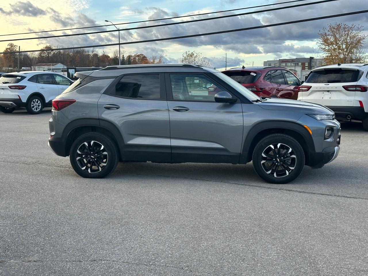 2021 Chevrolet TrailBlazer AWD 4dr LT Photo