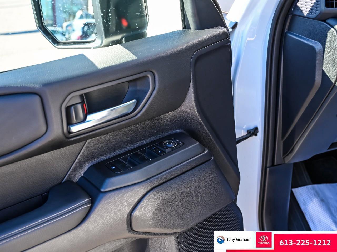 2024 Toyota Land Cruiser  Photo