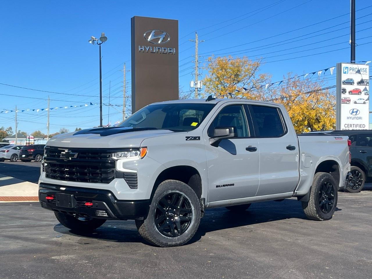 Used 2024 Chevrolet Silverado 1500 Crew Cab Standard Box 4-Wheel Drive LT Trail Boss for sale in Midland, ON