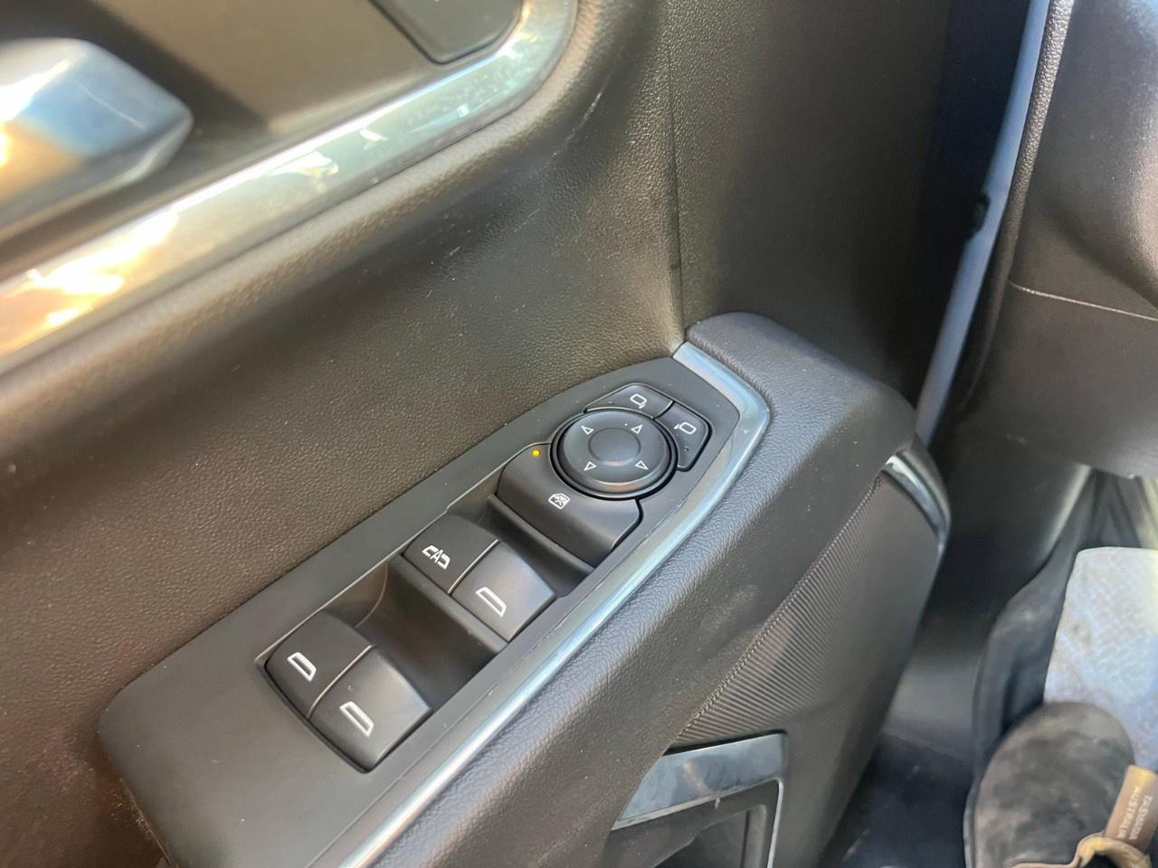 2024 Chevrolet Silverado 1500 Crew Cab Standard Box 4-Wheel Drive LT Trail Boss Photo