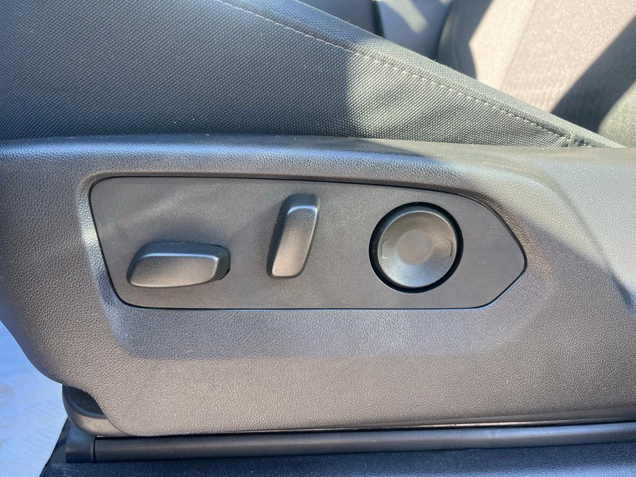 2024 Chevrolet Silverado 1500 Crew Cab Standard Box 4-Wheel Drive LT Trail Boss Photo