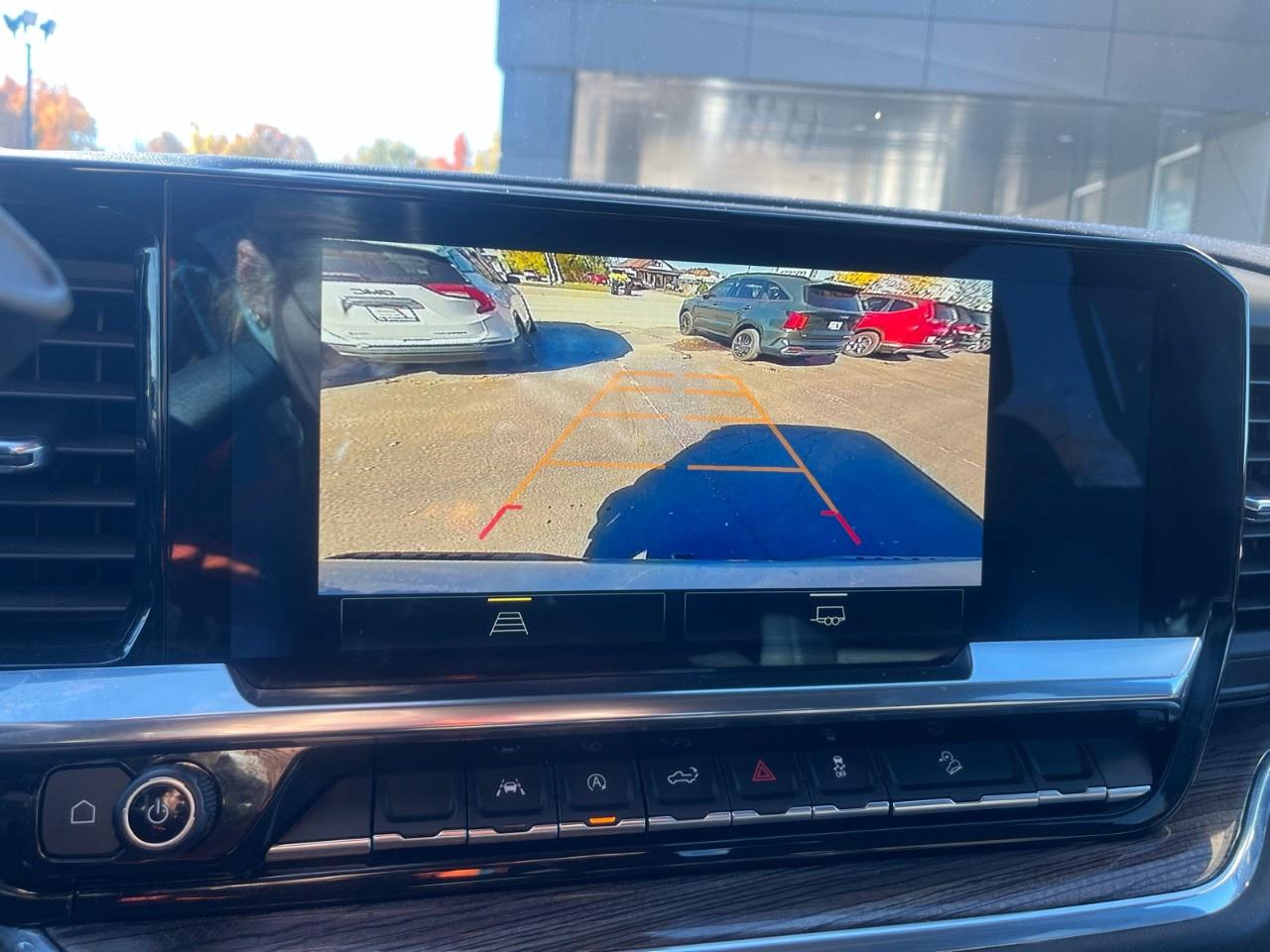 2024 Chevrolet Silverado 1500 Crew Cab Standard Box 4-Wheel Drive LT Trail Boss Photo