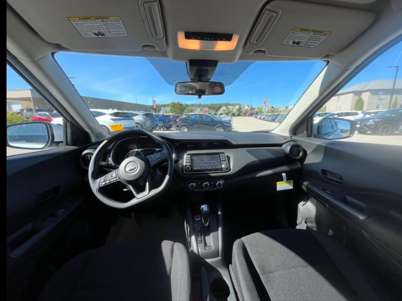 2025 Nissan Kicks Play S FWD Photo