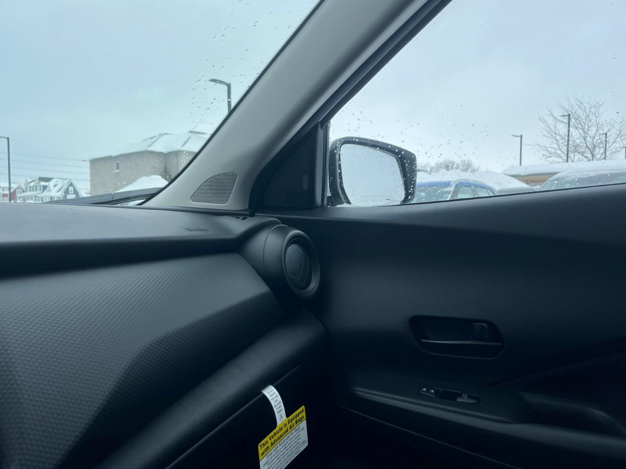 2025 Nissan Kicks Play S FWD Photo